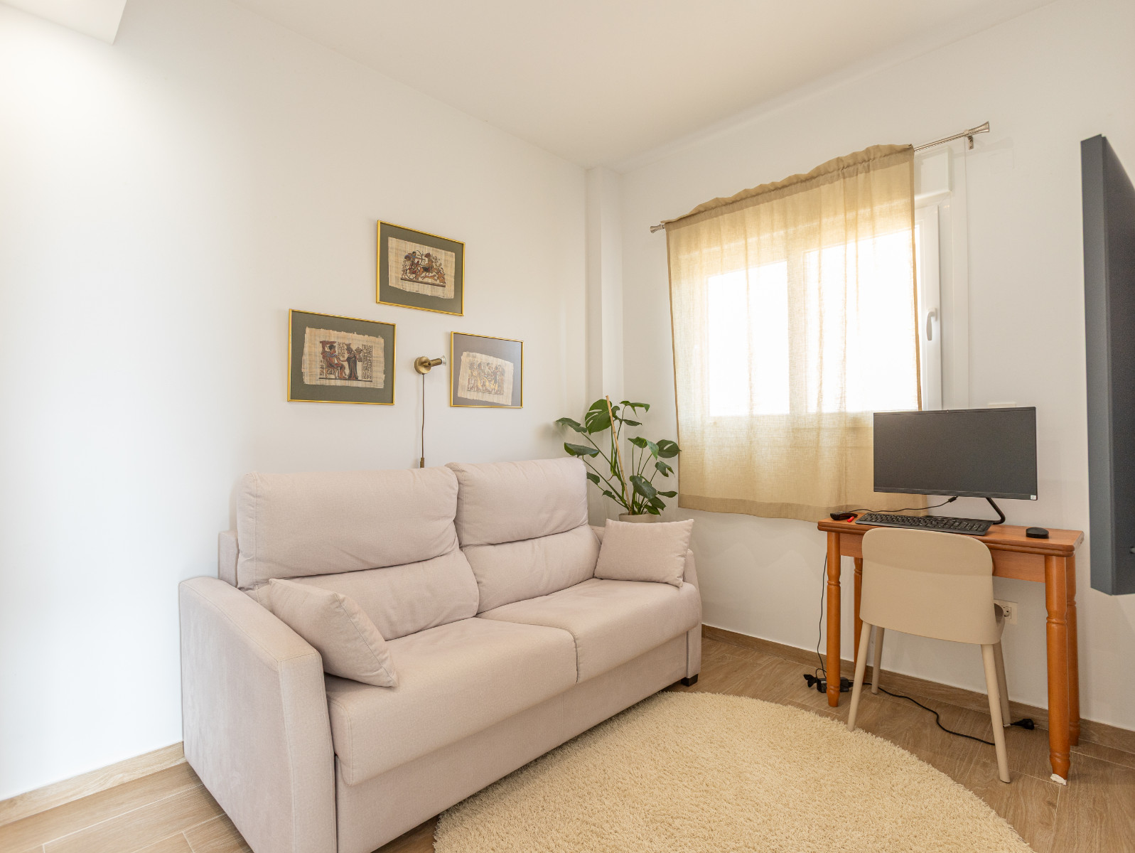 For sale - 2 Bedroom 1 Bathroom Apartment in Torrevieja - Costa Blanca  - Alicante