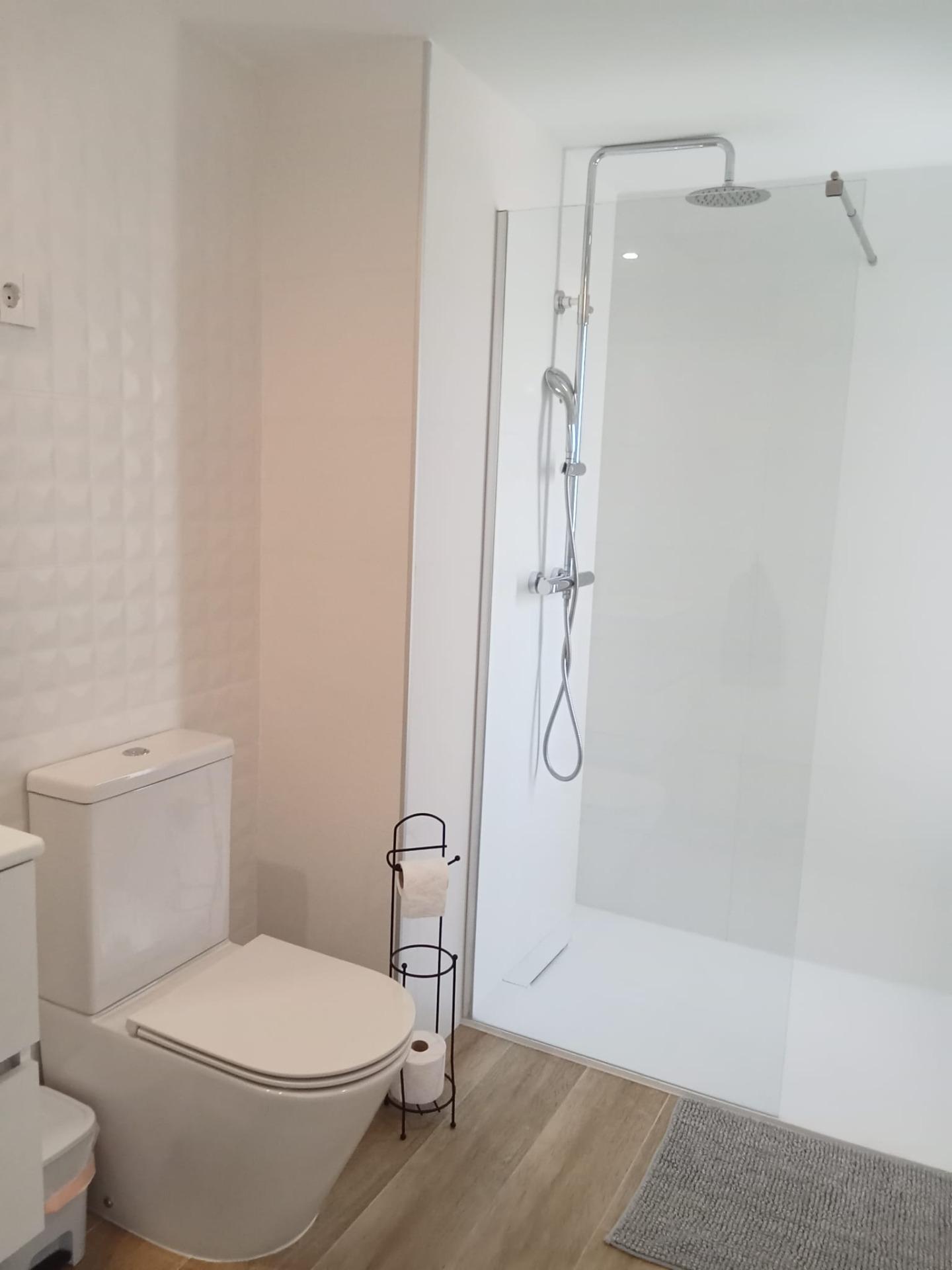 For sale - 2 Bedroom 2 Bathroom Apartment in Torrevieja - Punta Prima  - Alicante