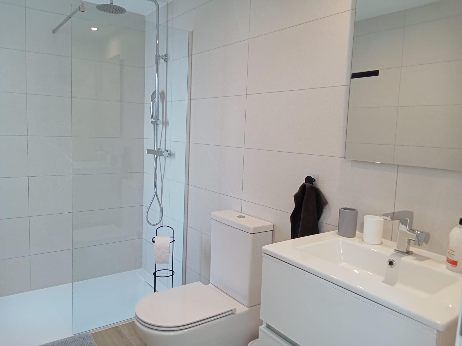 For sale - 2 Bedroom 2 Bathroom Apartment in Torrevieja - Punta Prima  - Alicante
