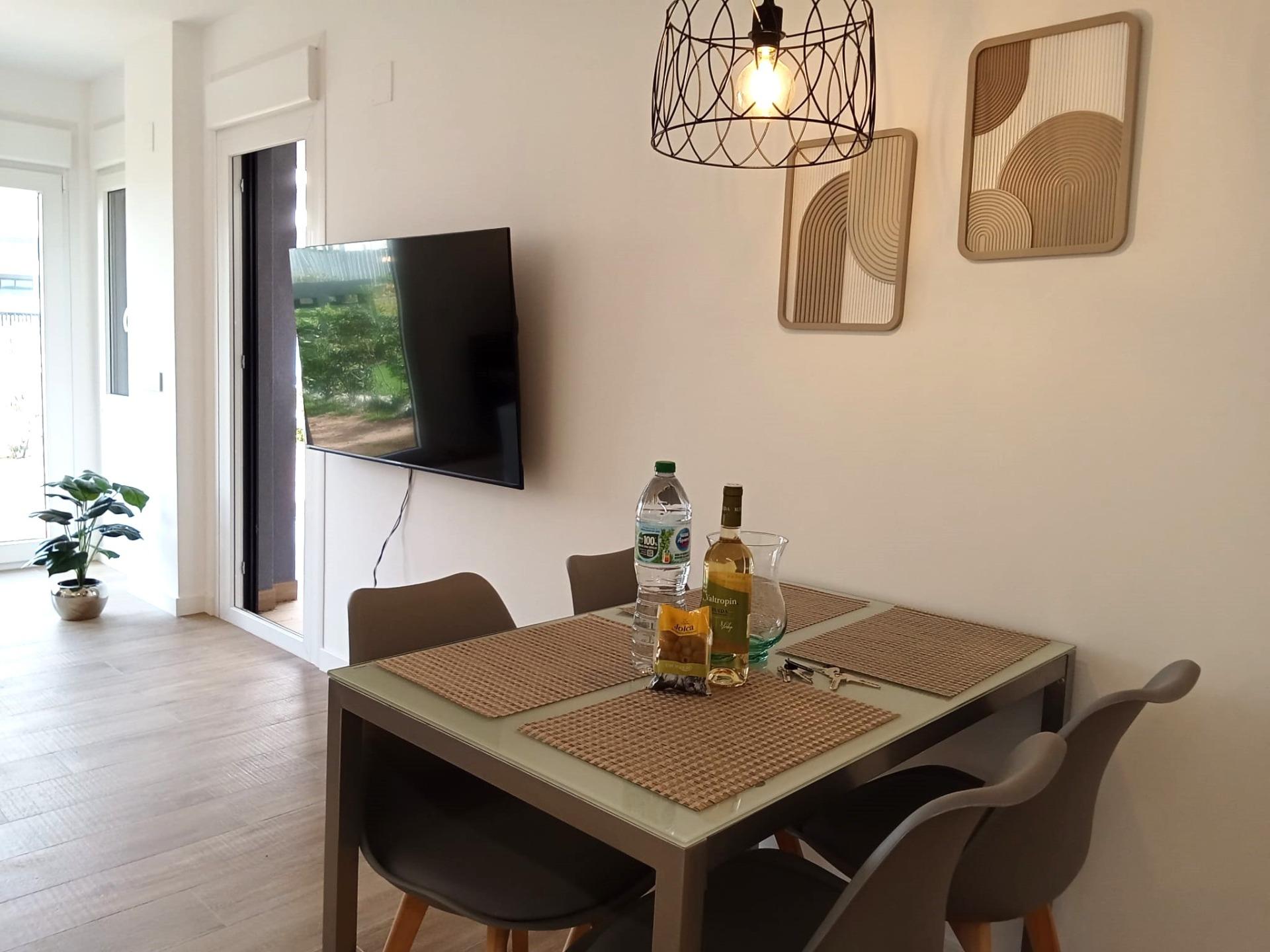 For sale - 2 Bedroom 2 Bathroom Apartment in Torrevieja - Punta Prima  - Alicante