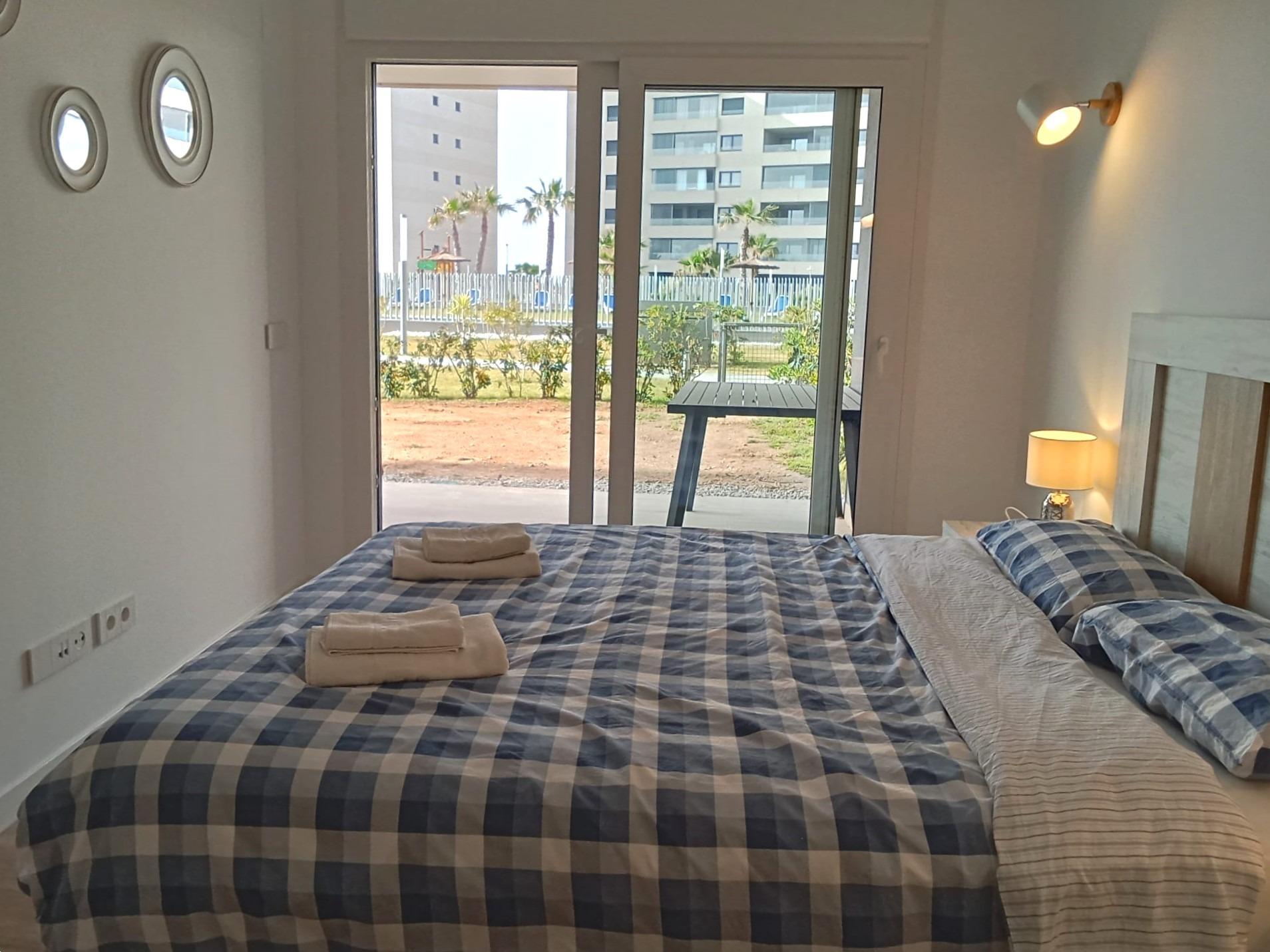 For sale - 2 Bedroom 2 Bathroom Apartment in Torrevieja - Punta Prima  - Alicante