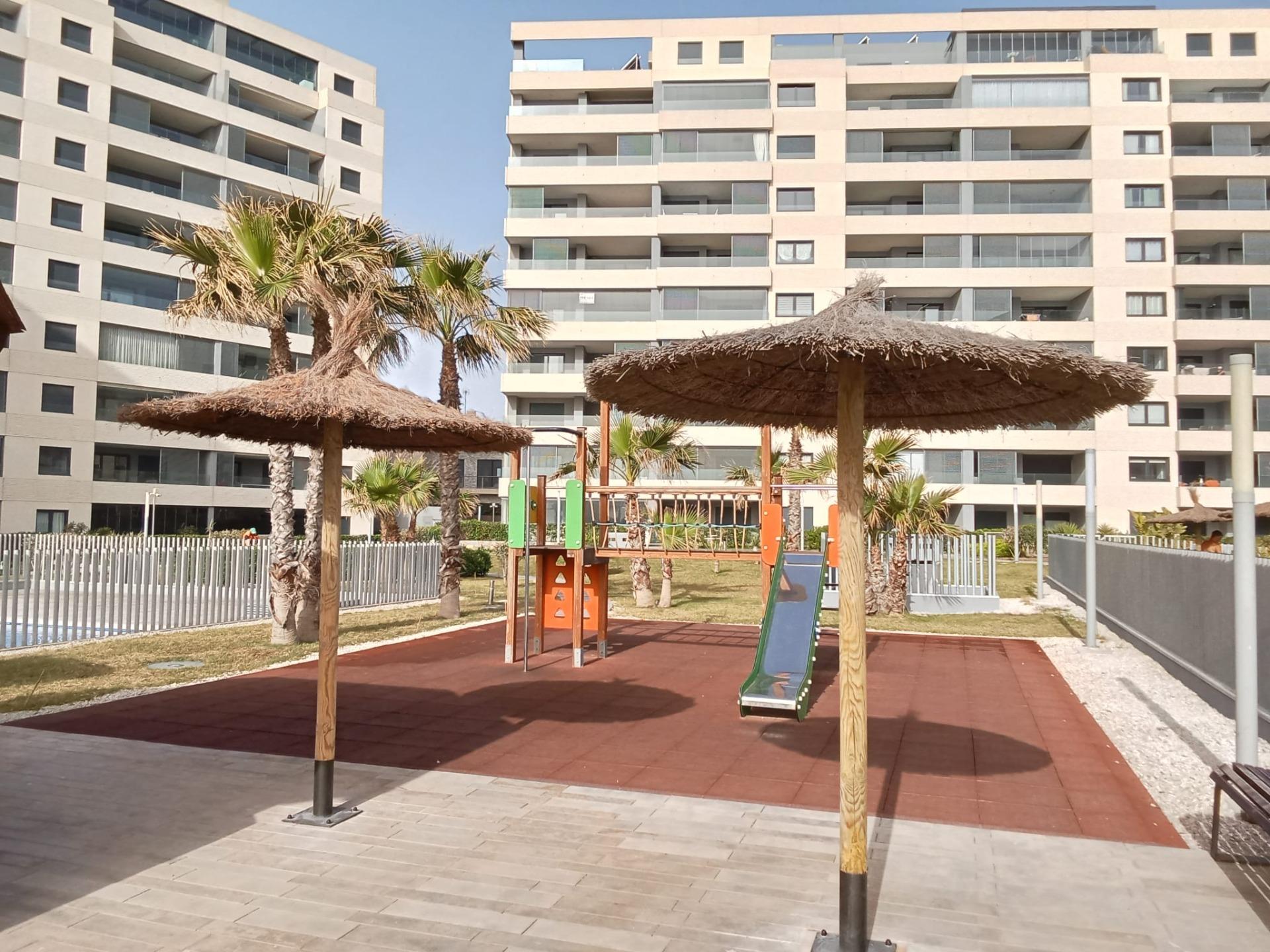 For sale - 2 Bedroom 2 Bathroom Apartment in Torrevieja - Punta Prima  - Alicante