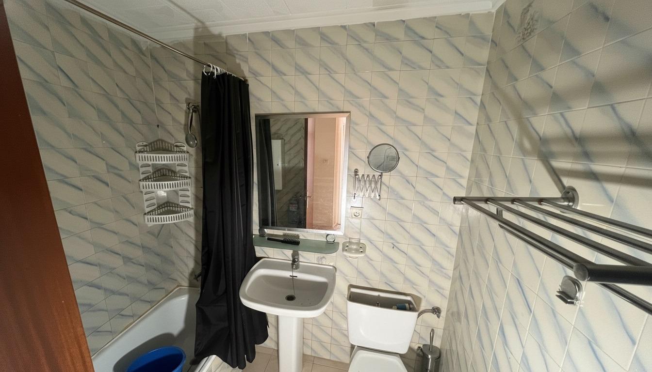 For sale - 2 Bedroom 1 Bathroom Bungalow in Torrevieja - La Siesta - El Salado - Torreta  - Alicante