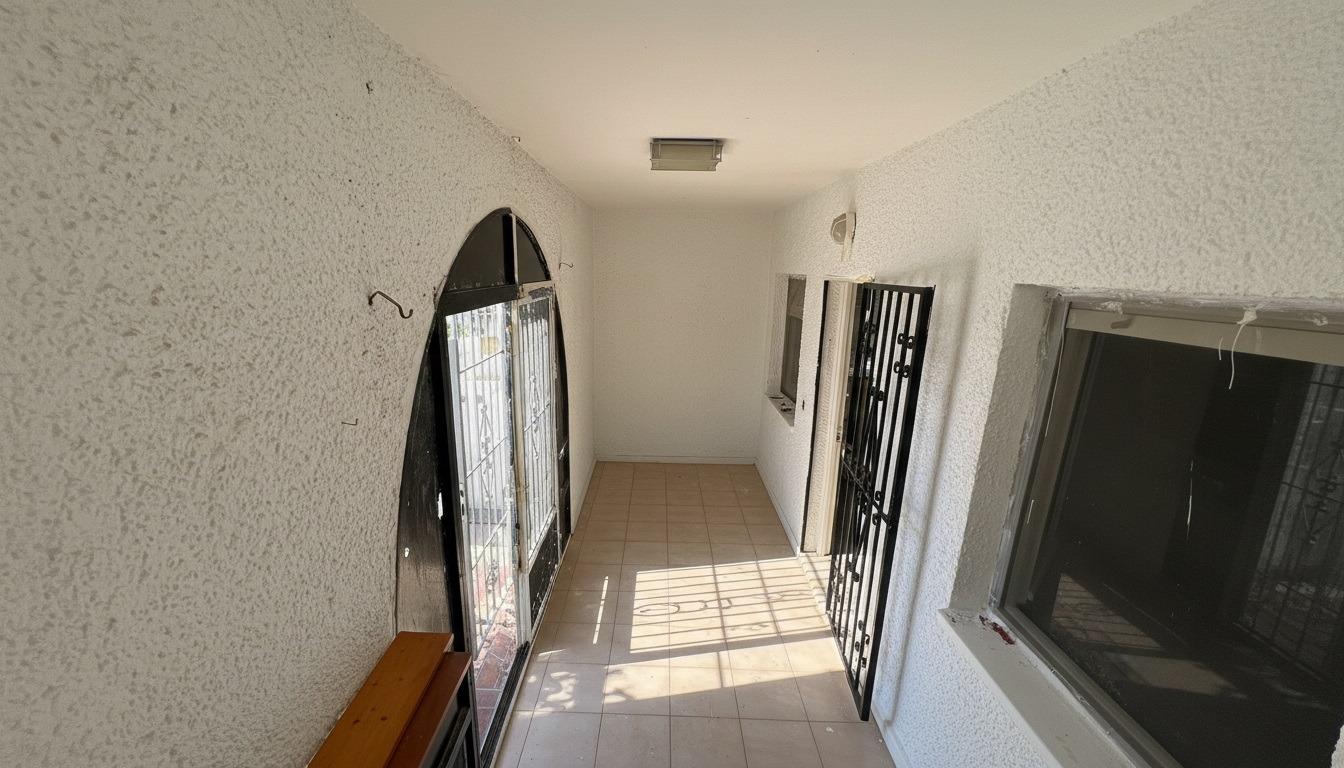 For sale - 2 Bedroom 1 Bathroom Bungalow in Torrevieja - La Siesta - El Salado - Torreta  - Alicante
