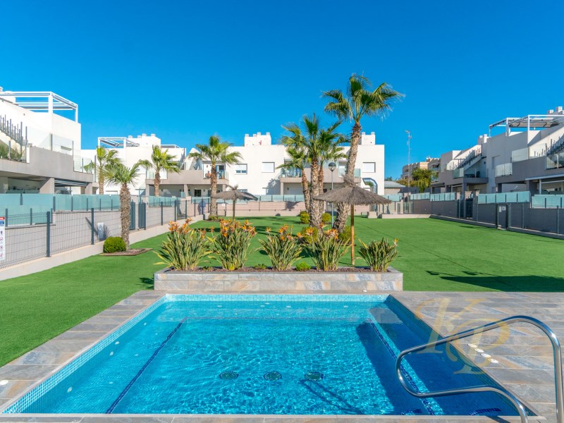 For sale - 2 Bedroom 2 Bathroom Apartment in Torrevieja - Costa Blanca  - Alicante