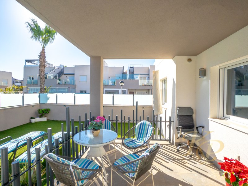 For sale - 2 Bedroom 2 Bathroom Apartment in Torrevieja - Costa Blanca  - Alicante