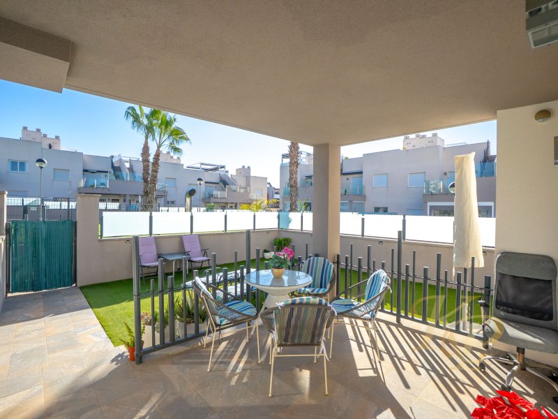 For sale - 2 Bedroom 2 Bathroom Apartment in Torrevieja - Costa Blanca  - Alicante