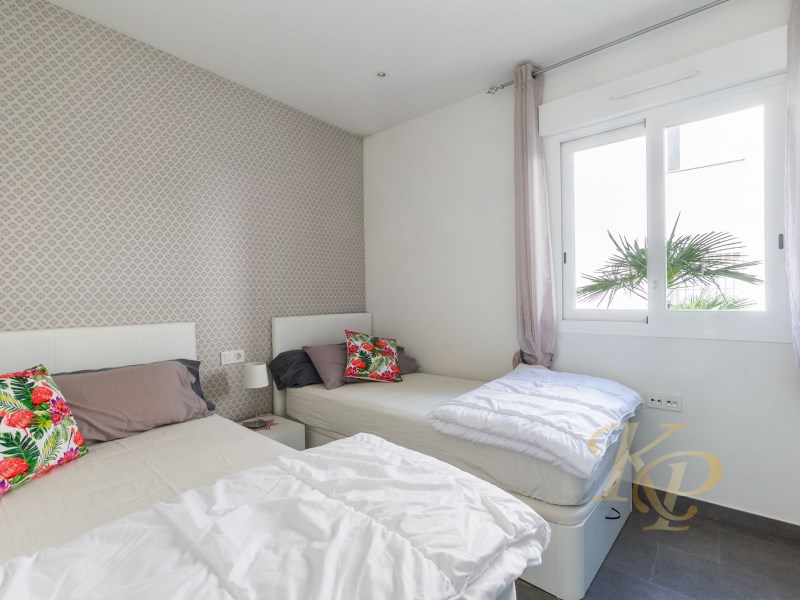 For sale - 2 Bedroom 2 Bathroom Apartment in Torrevieja - Costa Blanca  - Alicante