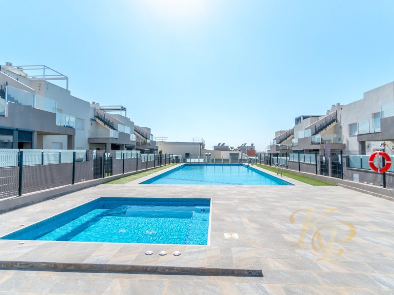 For sale - 2 Bedroom 2 Bathroom Apartment in Torrevieja - Costa Blanca  - Alicante