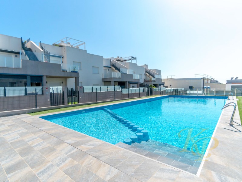 For sale - 2 Bedroom 2 Bathroom Apartment in Torrevieja - Costa Blanca  - Alicante
