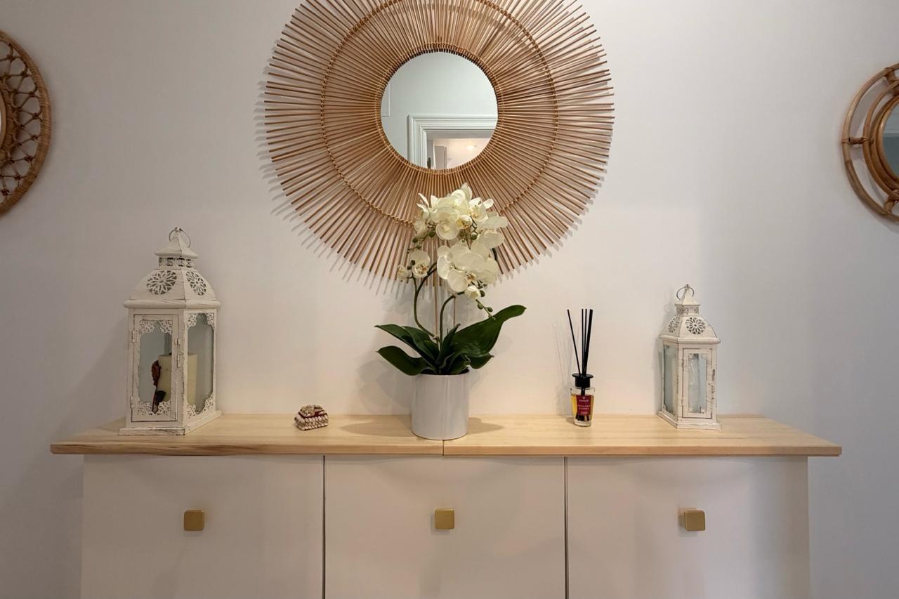 For sale - 3 Bedroom 2 Bathroom Apartment in Torrevieja - Centro  - Alicante