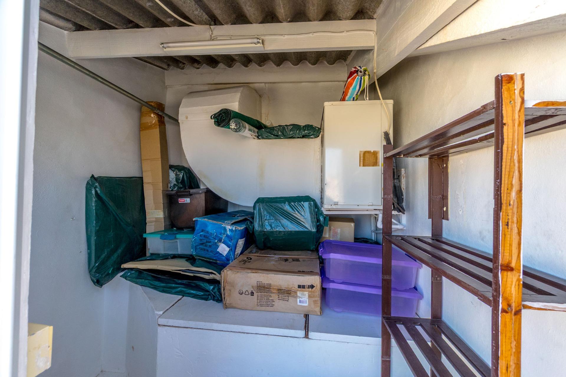 For sale - 3 Bedroom 2 Bathroom Apartment in Torrevieja - Torrevieja  - Alicante