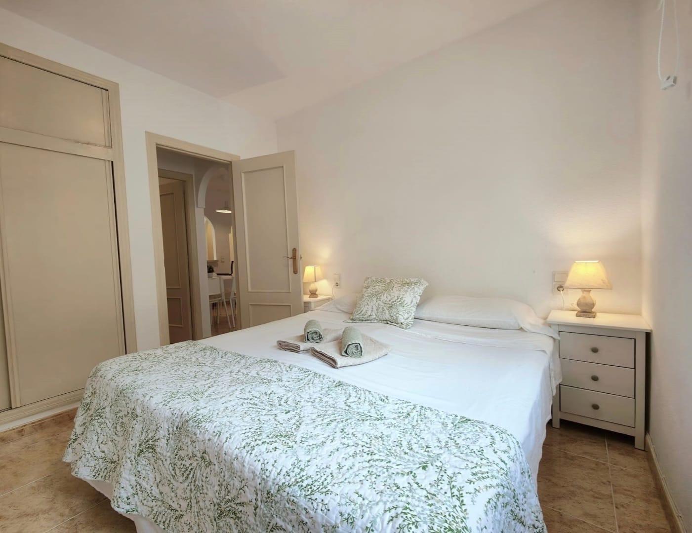 For sale - 2 Bedroom 1 Bathroom Apartment in Torrevieja - Estacion De Autobuses  - Alicante