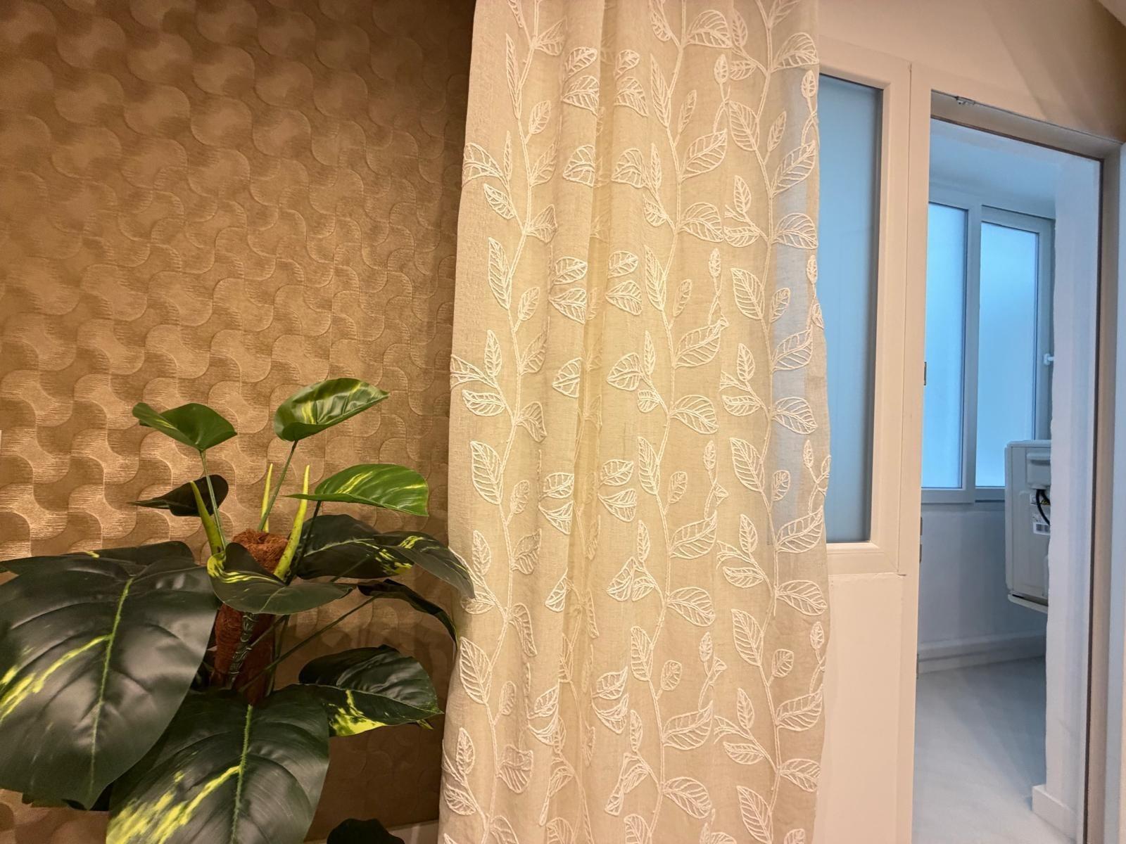 For sale - 4 Bedroom 2 Bathroom Apartment in Torrevieja - Playa Del Cura  - Alicante