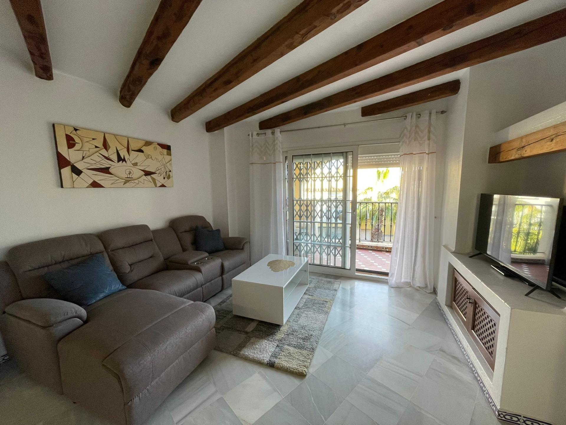 For sale - 3 Bedroom 2 Bathroom Penthouse in Torrevieja - Los Frutales  - Alicante