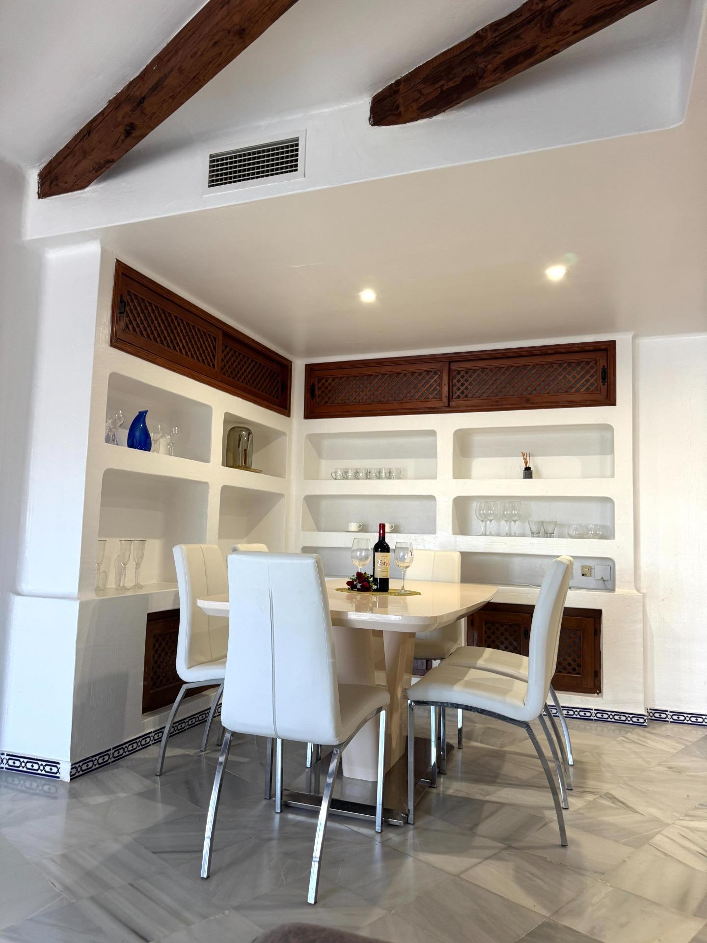 For sale - 3 Bedroom 2 Bathroom Penthouse in Torrevieja - Los Frutales  - Alicante