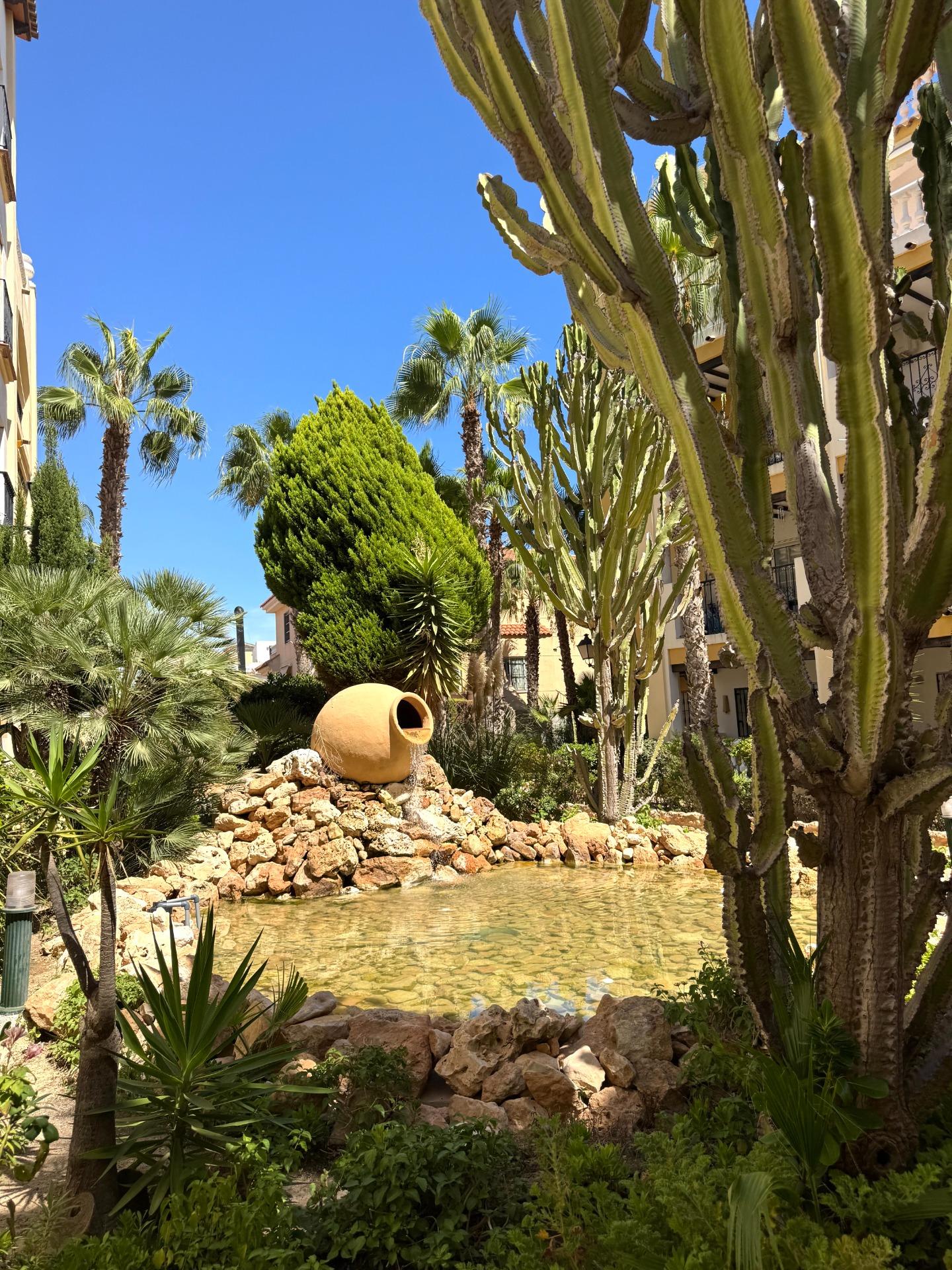 For sale - 3 Bedroom 2 Bathroom Penthouse in Torrevieja - Los Frutales  - Alicante