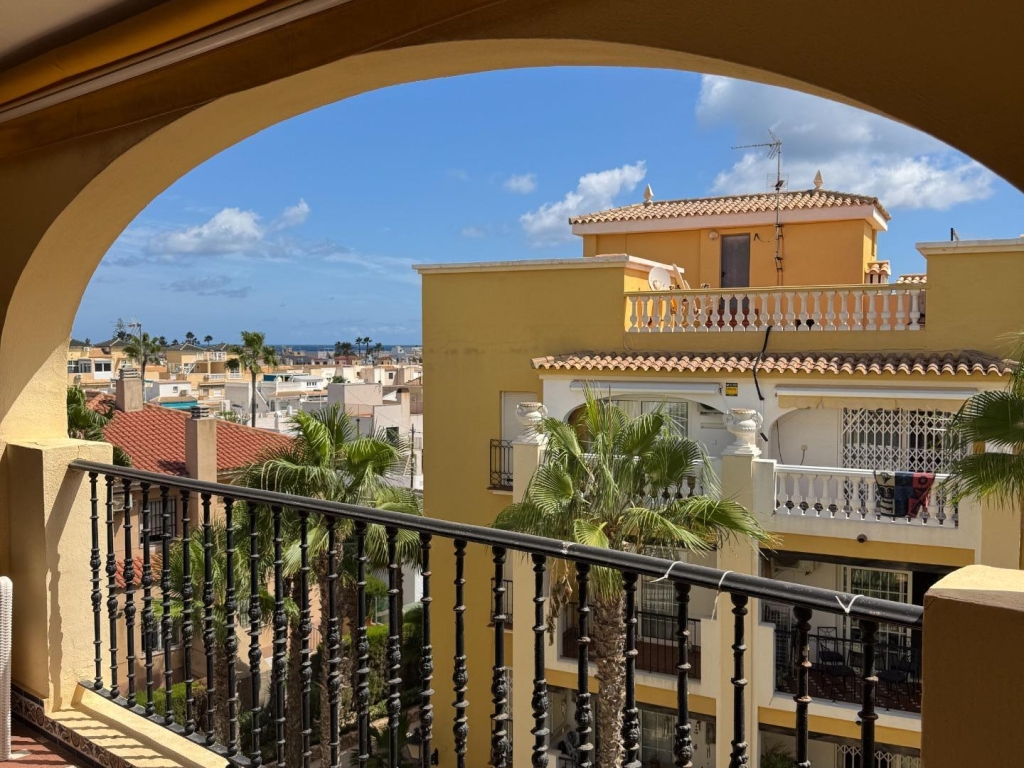 3 Bedroom 2 Bathroom Penthouse in Torrevieja