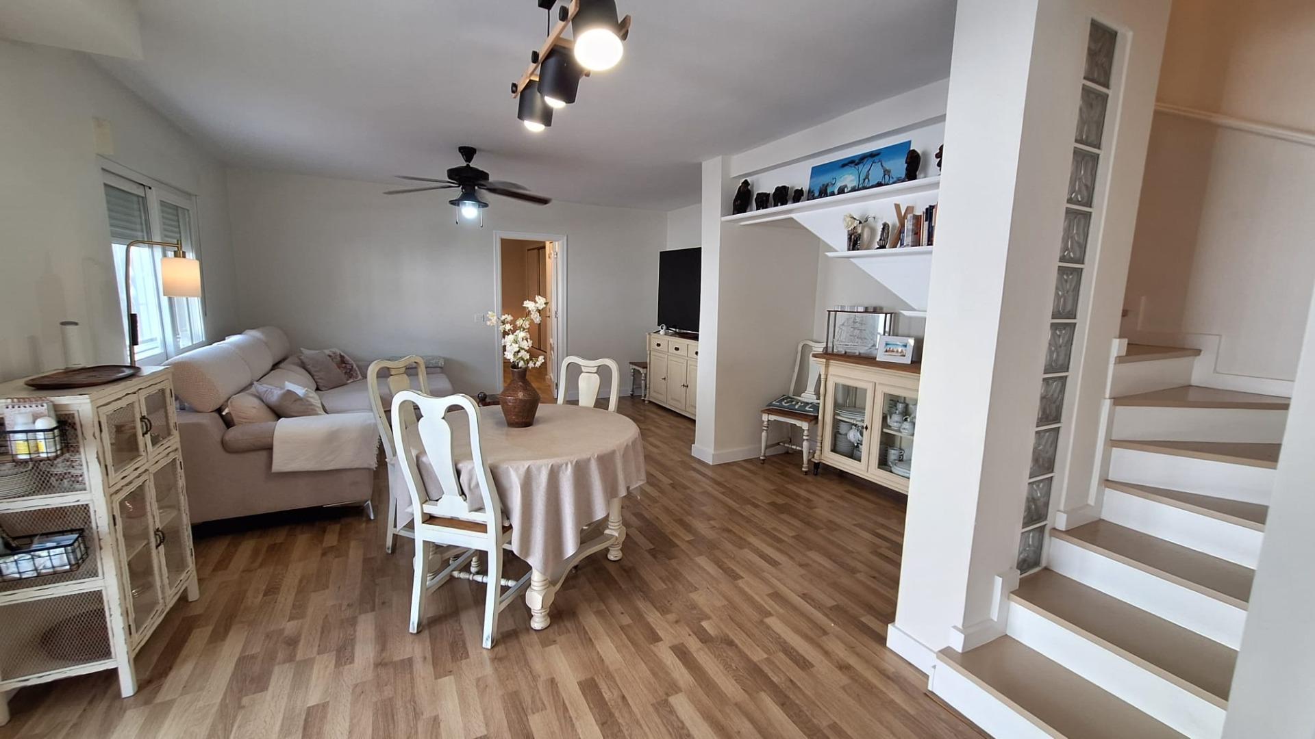 For sale - 4 Bedroom 3 Bathroom Villa in Torrevieja - Los Balcones - Los Altos Del Edén  - Alicante