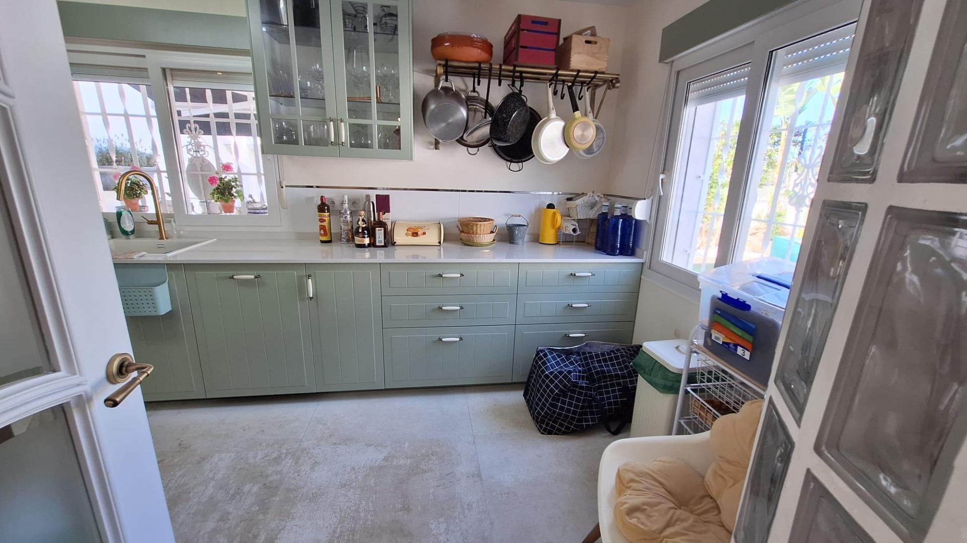 For sale - 4 Bedroom 3 Bathroom Villa in Torrevieja - Los Balcones - Los Altos Del Edén  - Alicante