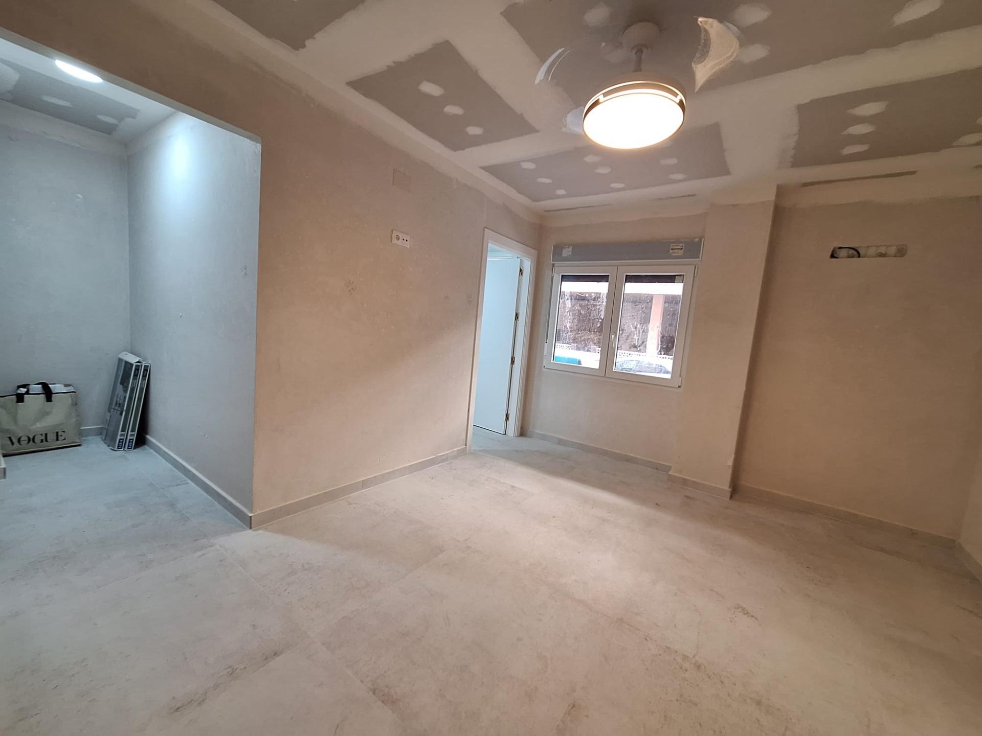 For sale - 3 Bedroom 2 Bathroom Apartment in Torrevieja - Acequion  - Alicante