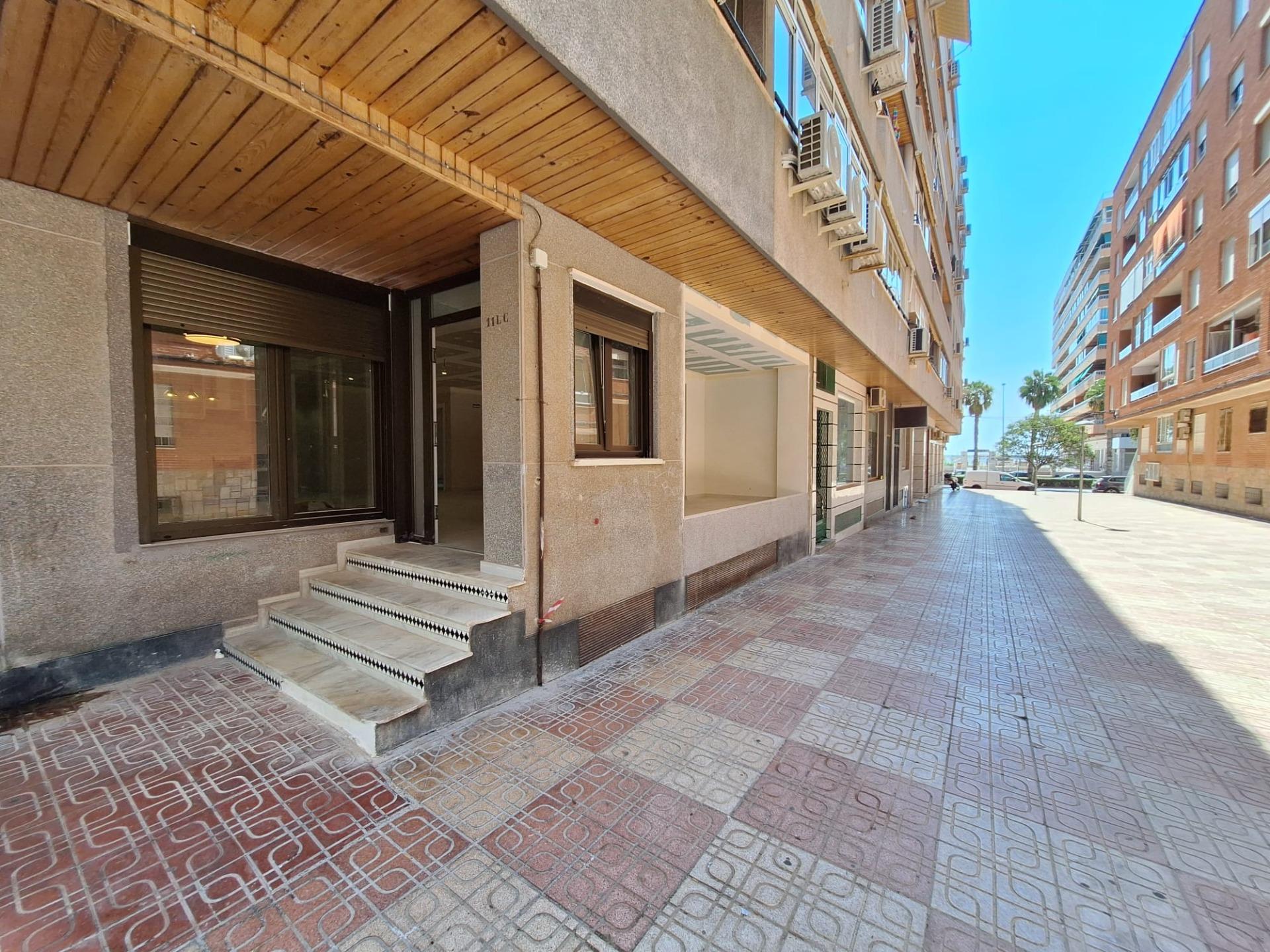 For sale - 3 Bedroom 2 Bathroom Apartment in Torrevieja - Acequion  - Alicante