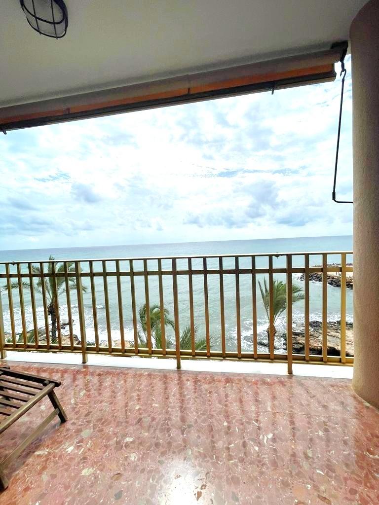 For sale - 4 Bedroom 2 Bathroom Apartment in Torrevieja - Estacion De Autobuses  - Alicante