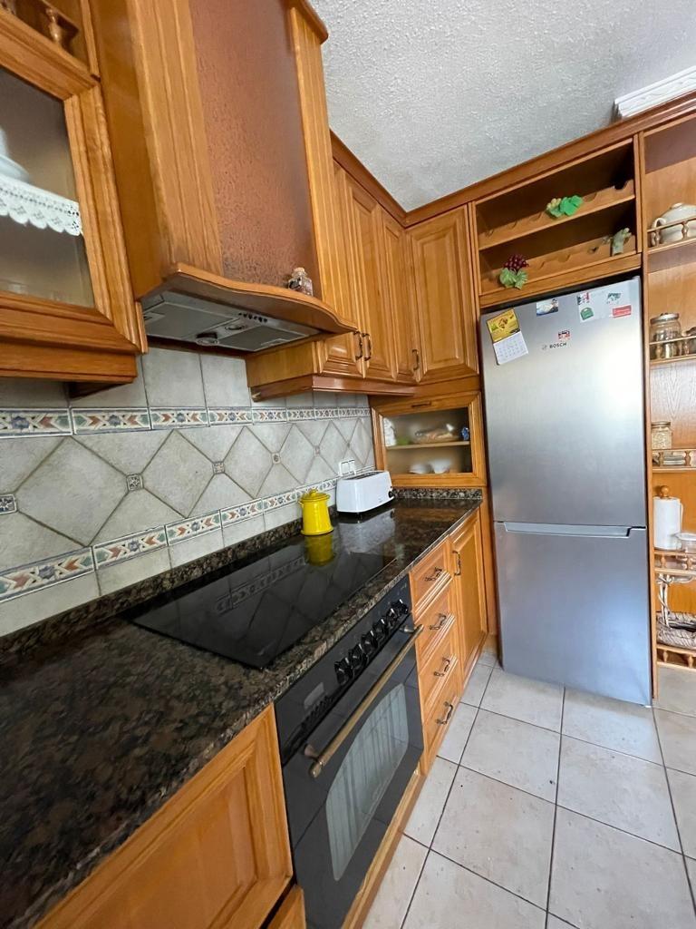 For sale - 4 Bedroom 2 Bathroom Apartment in Torrevieja - Estacion De Autobuses  - Alicante