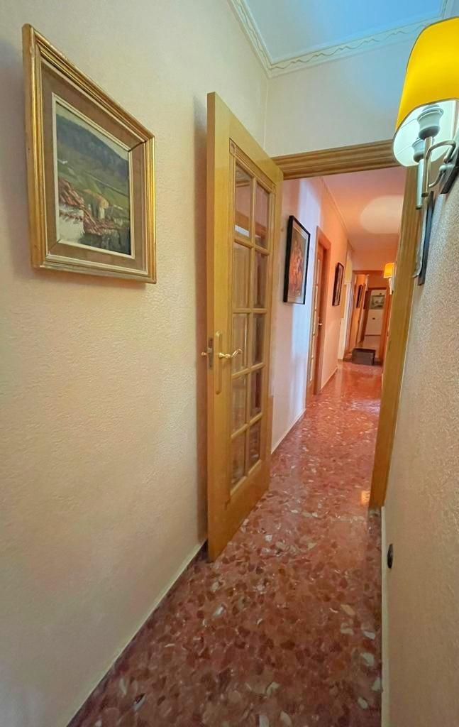 For sale - 4 Bedroom 2 Bathroom Apartment in Torrevieja - Estacion De Autobuses  - Alicante