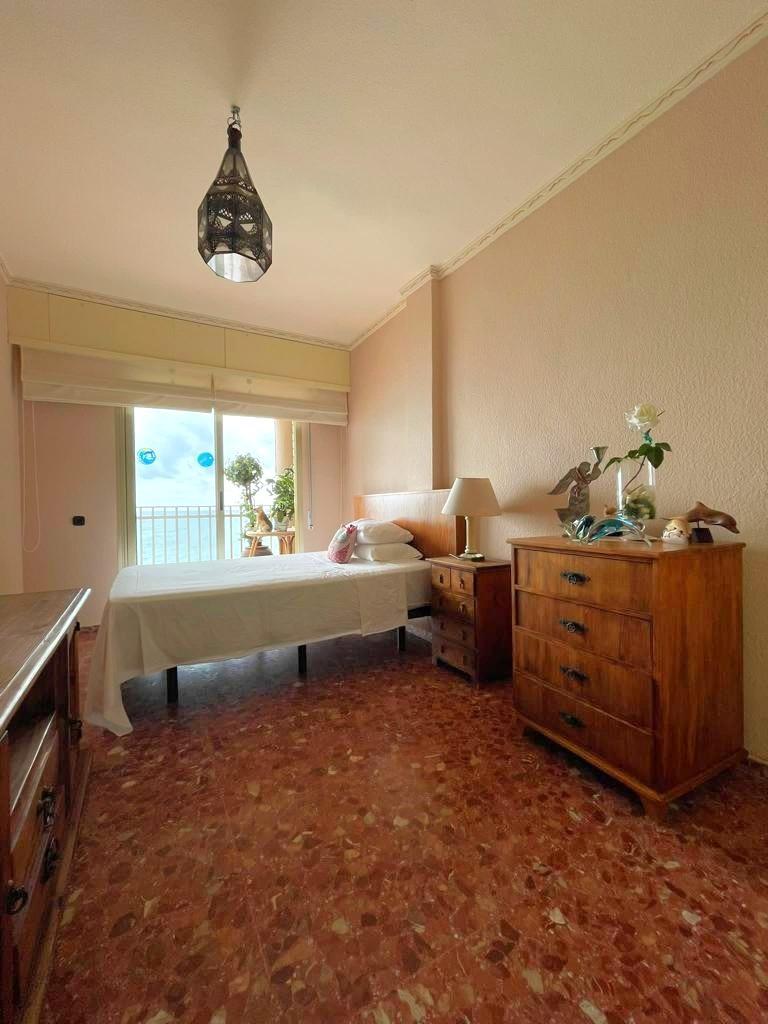 For sale - 4 Bedroom 2 Bathroom Apartment in Torrevieja - Estacion De Autobuses  - Alicante