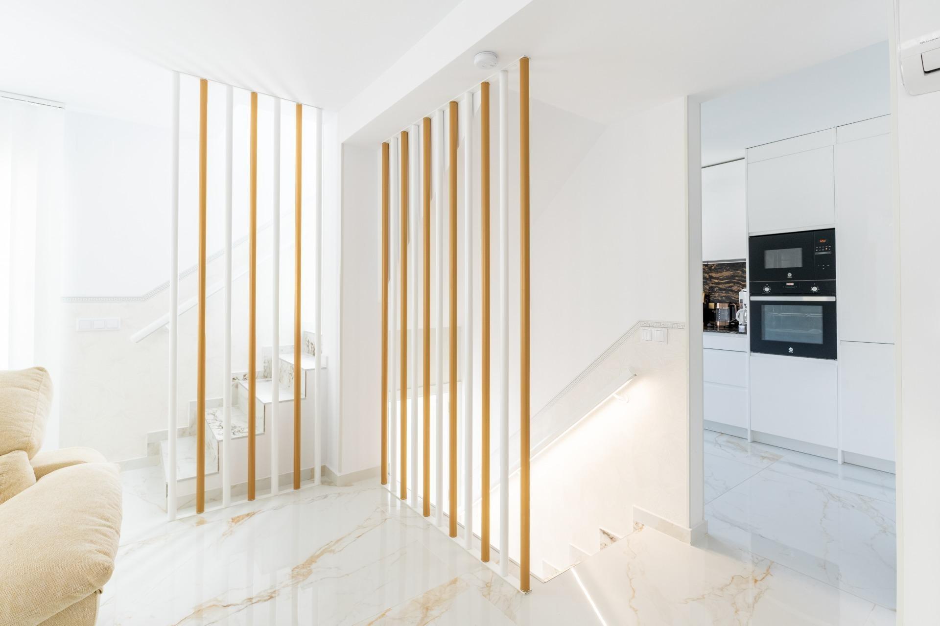 For sale - 4 Bedroom 3 Bathroom Town House in Torrevieja - Punta Prima  - Alicante