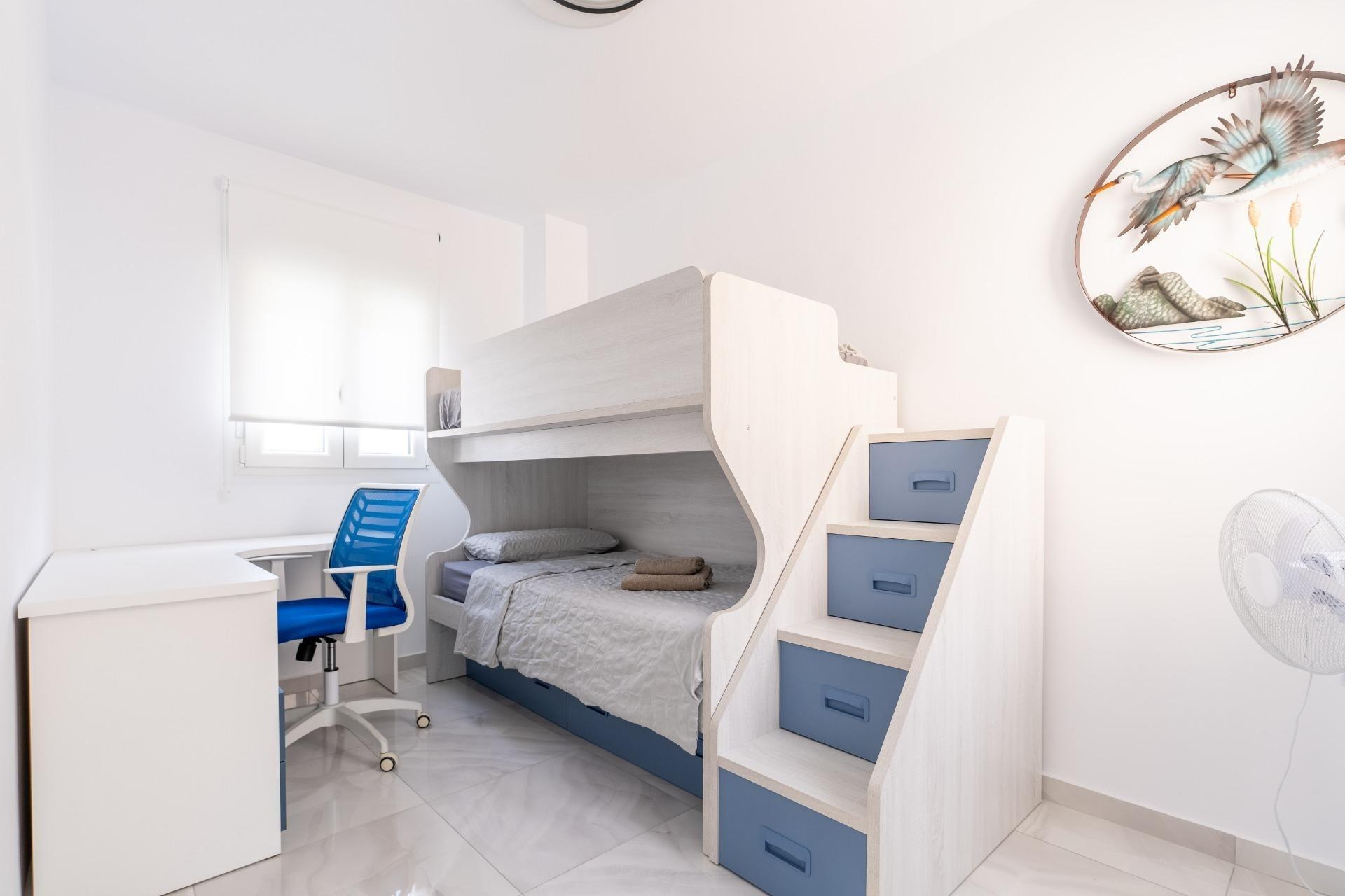 For sale - 4 Bedroom 3 Bathroom Town House in Torrevieja - Punta Prima  - Alicante