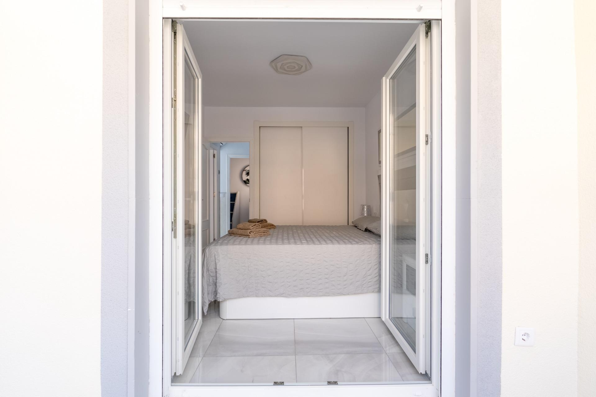 For sale - 4 Bedroom 3 Bathroom Town House in Torrevieja - Punta Prima  - Alicante