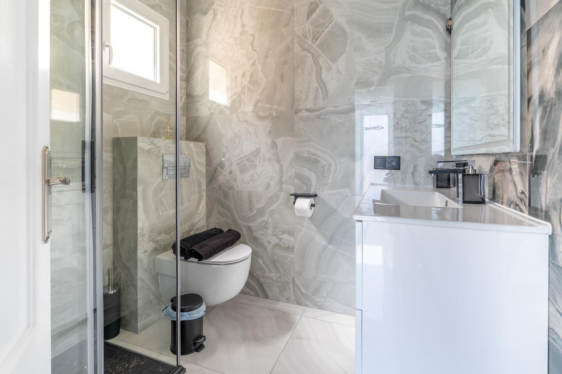 For sale - 4 Bedroom 3 Bathroom Town House in Torrevieja - Punta Prima  - Alicante