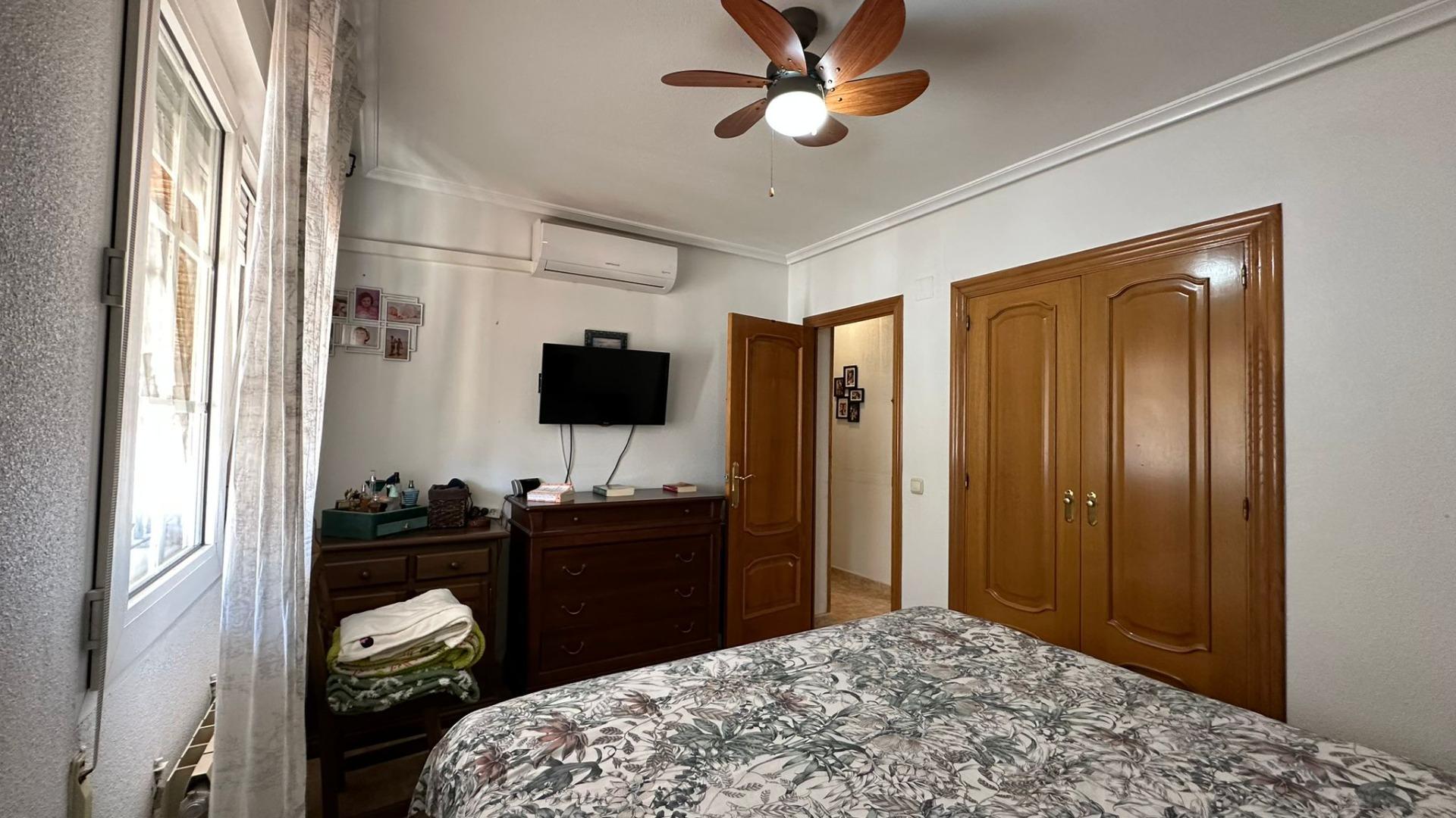 For sale - 4 Bedroom 2 Bathroom Villa in Torrevieja - Los Balcones - Los Altos Del Edén  - Alicante