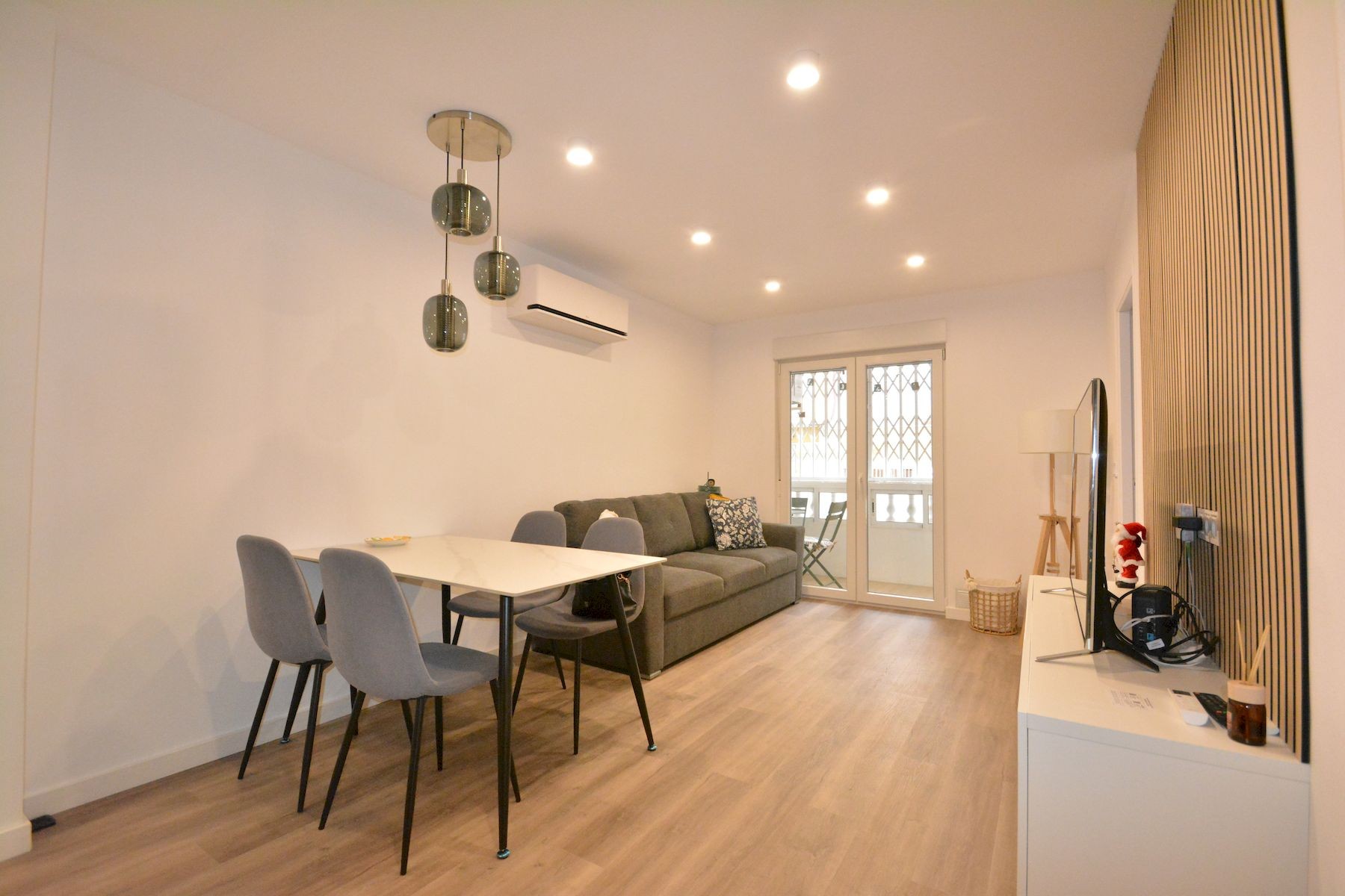 For sale - 2 Bedroom 1 Bathroom Apartment in Torrevieja - Costa Blanca  - Alicante