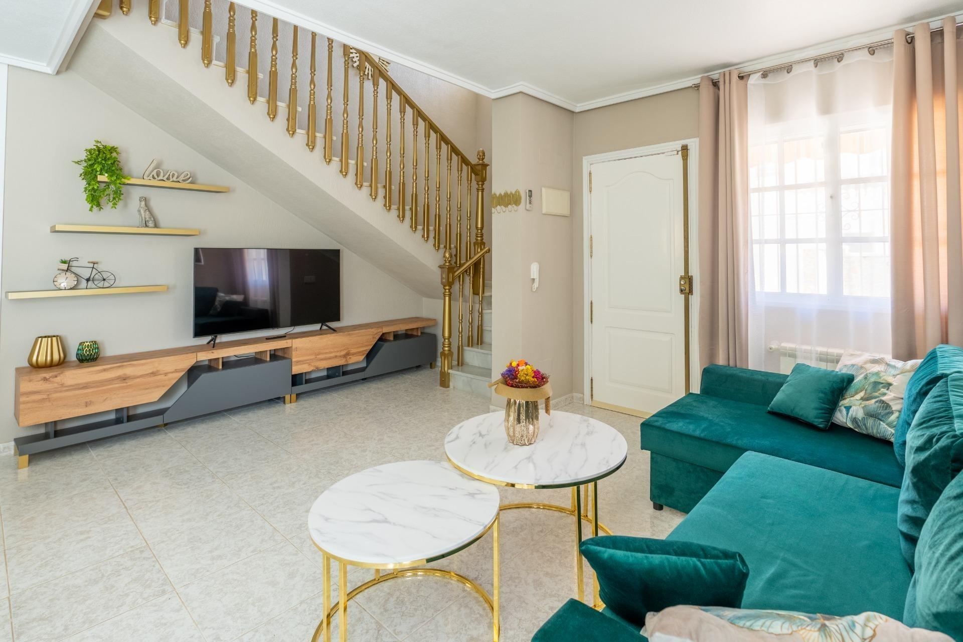 For sale - 3 Bedroom 2 Bathroom Villa in Torrevieja - Los Balcones - Los Altos Del Edén  - Alicante