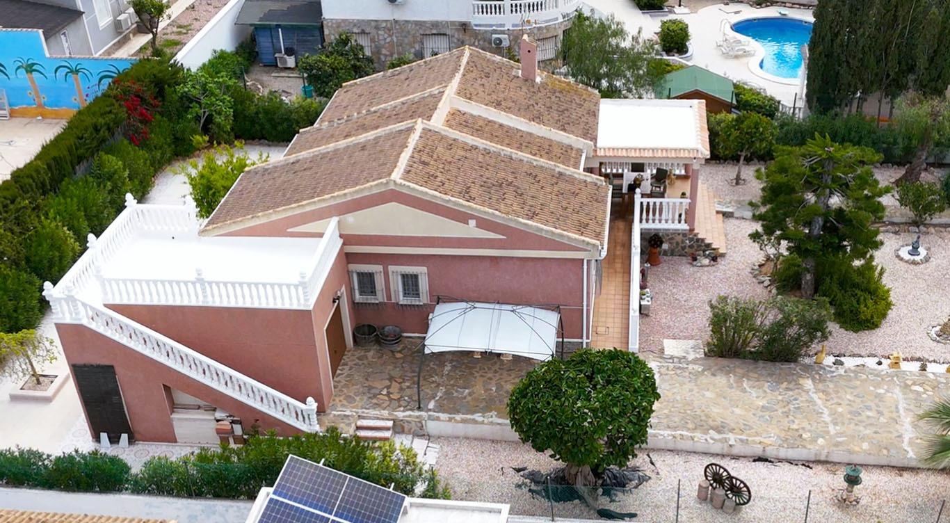 For sale - 4 Bedroom 2 Bathroom Villa in Torrevieja - La Siesta  - Alicante
