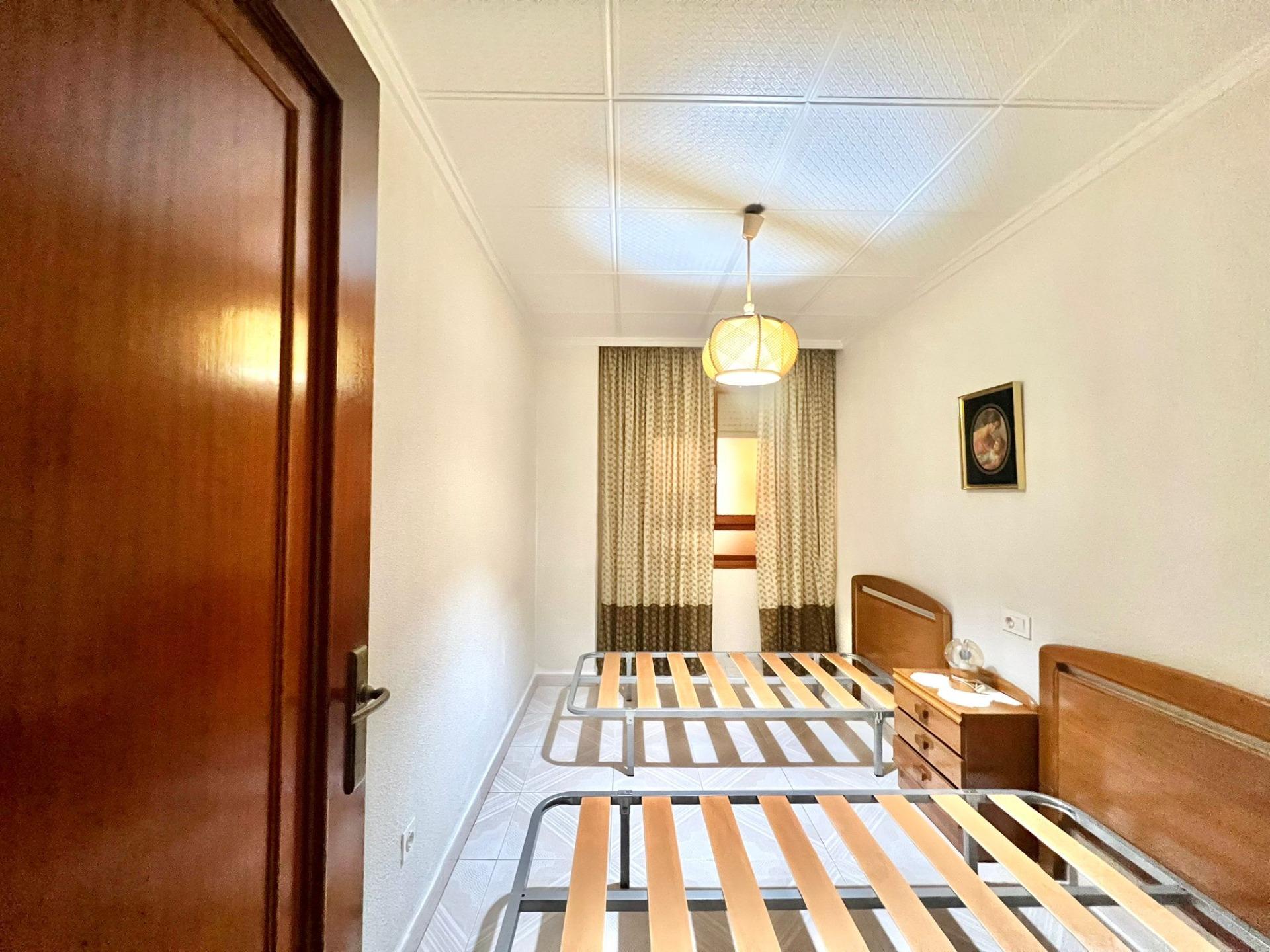 For sale - 3 Bedroom 1 Bathroom Apartment in Torrevieja - Acequion  - Alicante