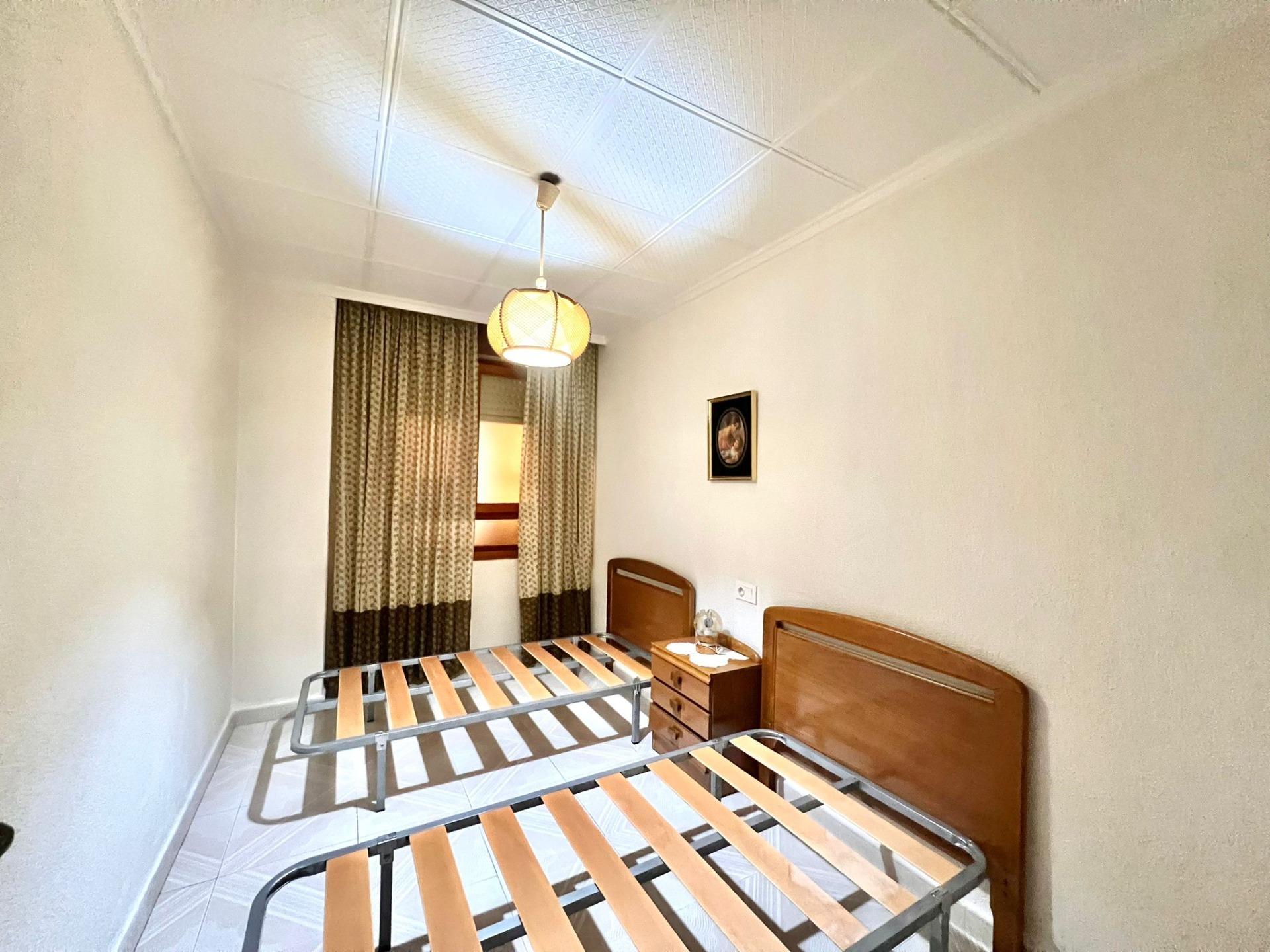 For sale - 3 Bedroom 1 Bathroom Apartment in Torrevieja - Acequion  - Alicante