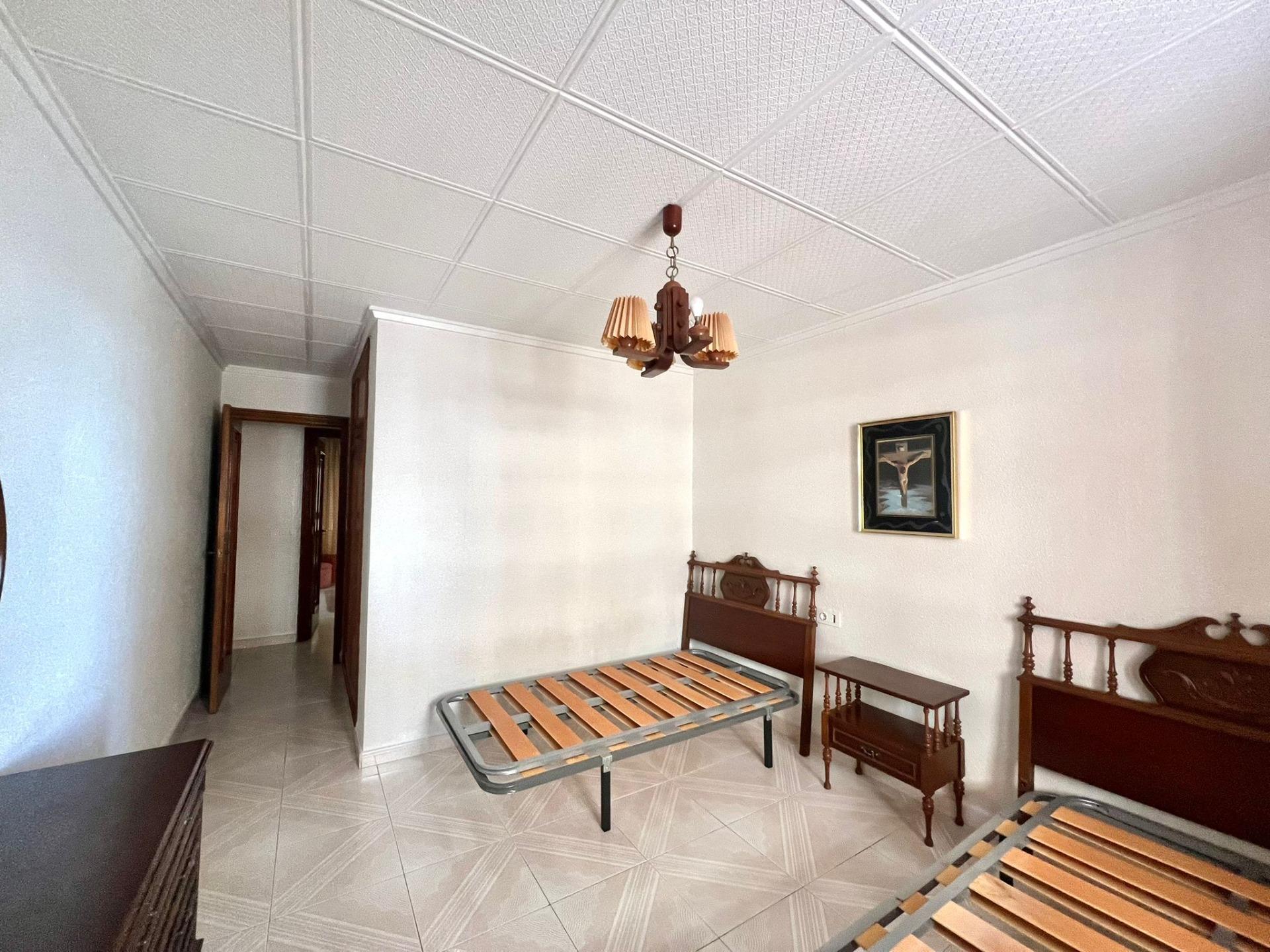 For sale - 3 Bedroom 1 Bathroom Apartment in Torrevieja - Acequion  - Alicante