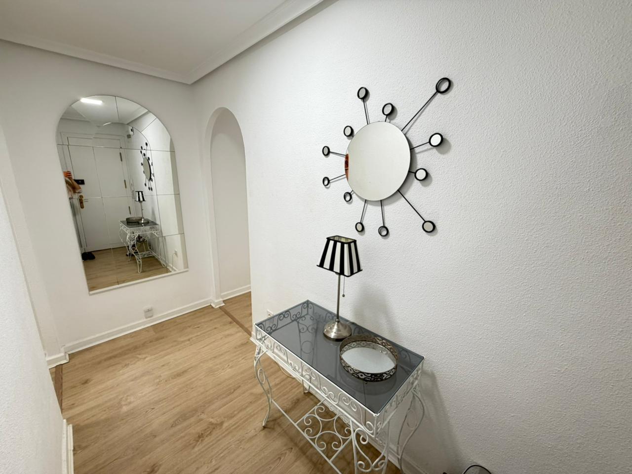 For sale - 2 Bedroom 1 Bathroom Apartment in Torrevieja - Playa Del Cura  - Alicante