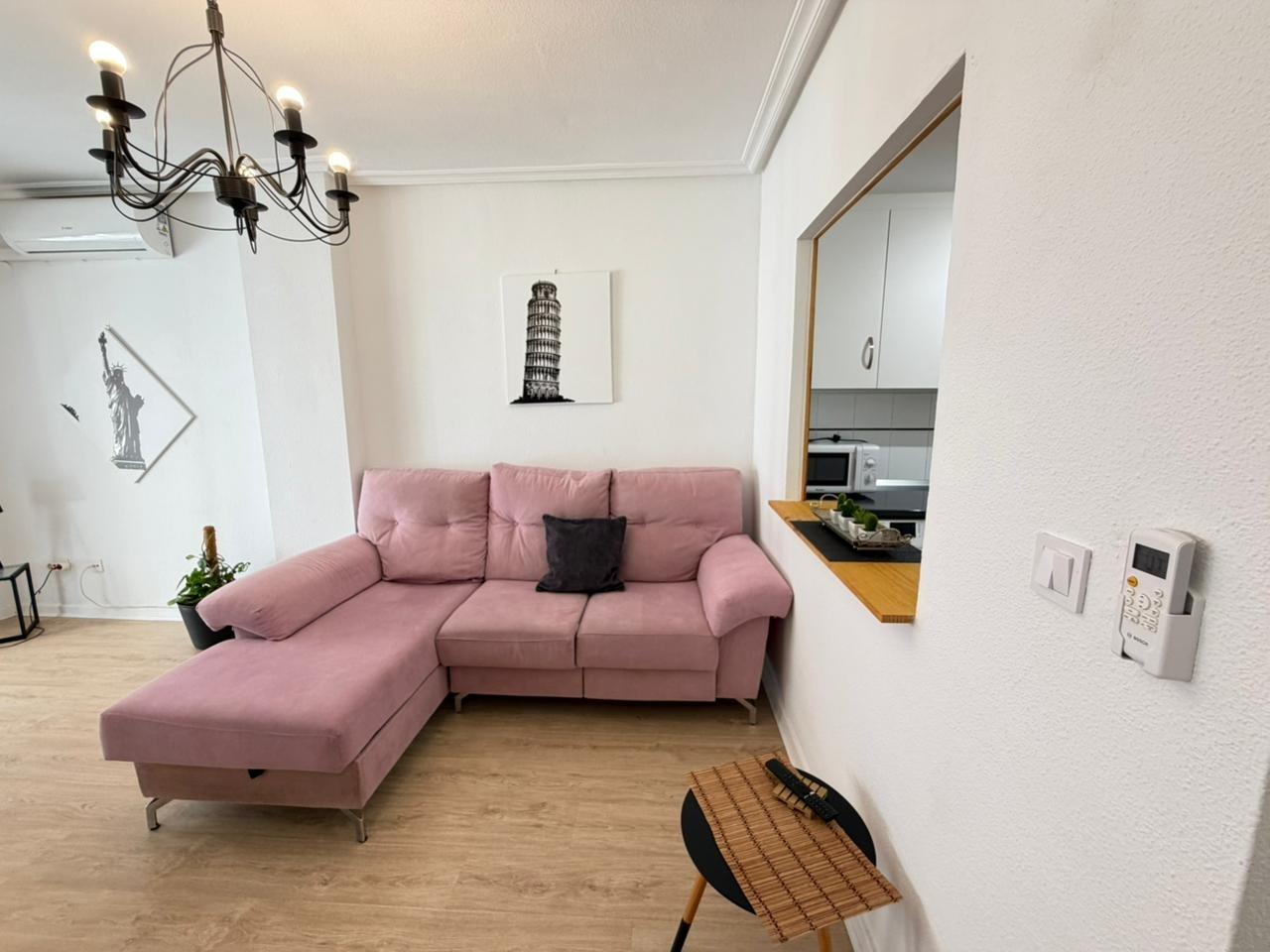 For sale - 2 Bedroom 1 Bathroom Apartment in Torrevieja - Playa Del Cura  - Alicante