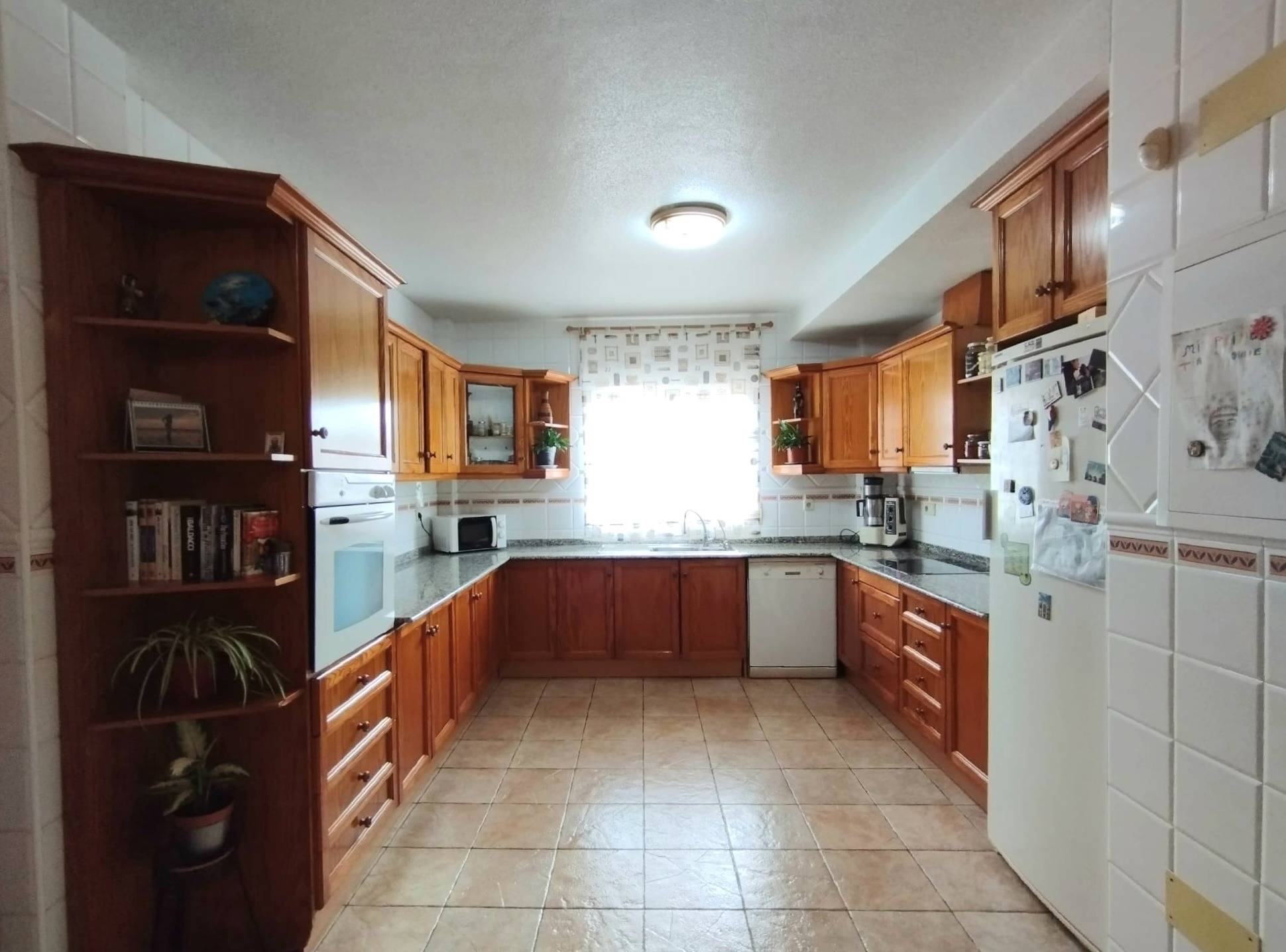 For sale - 6 Bedroom 5 Bathroom Villa in Torrevieja - La Siesta - El Salado - Torreta  - Alicante