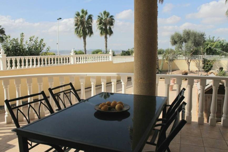 For sale - 6 Bedroom 5 Bathroom Villa in Torrevieja - La Siesta - El Salado - Torreta  - Alicante