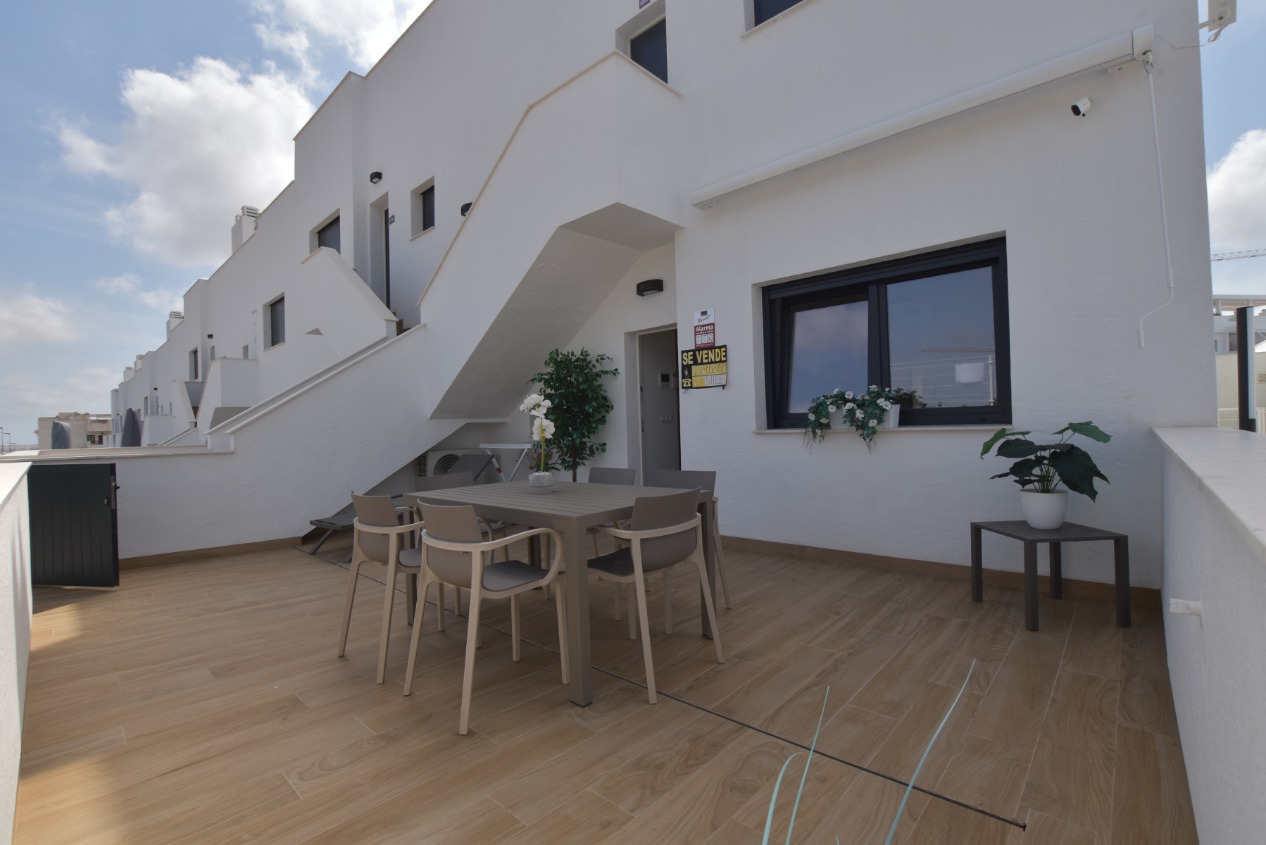 For sale - 2 Bedroom 2 Bathroom Apartment in Torrevieja - Costa Blanca  - Alicante
