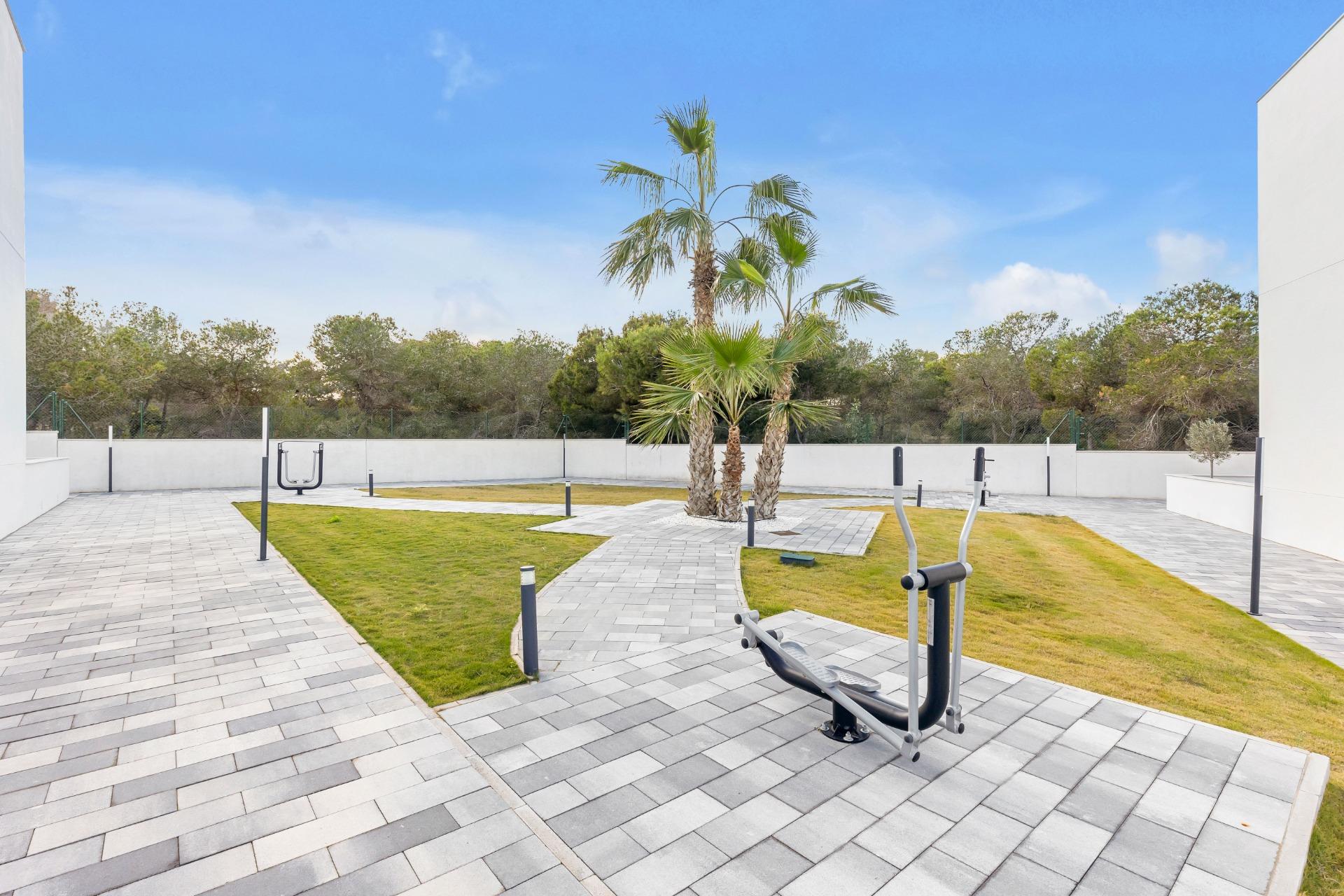 For sale - 2 Bedroom 2 Bathroom Penthouse in Torrevieja - Los Balcones - Los Altos Del Edén  - Alicante