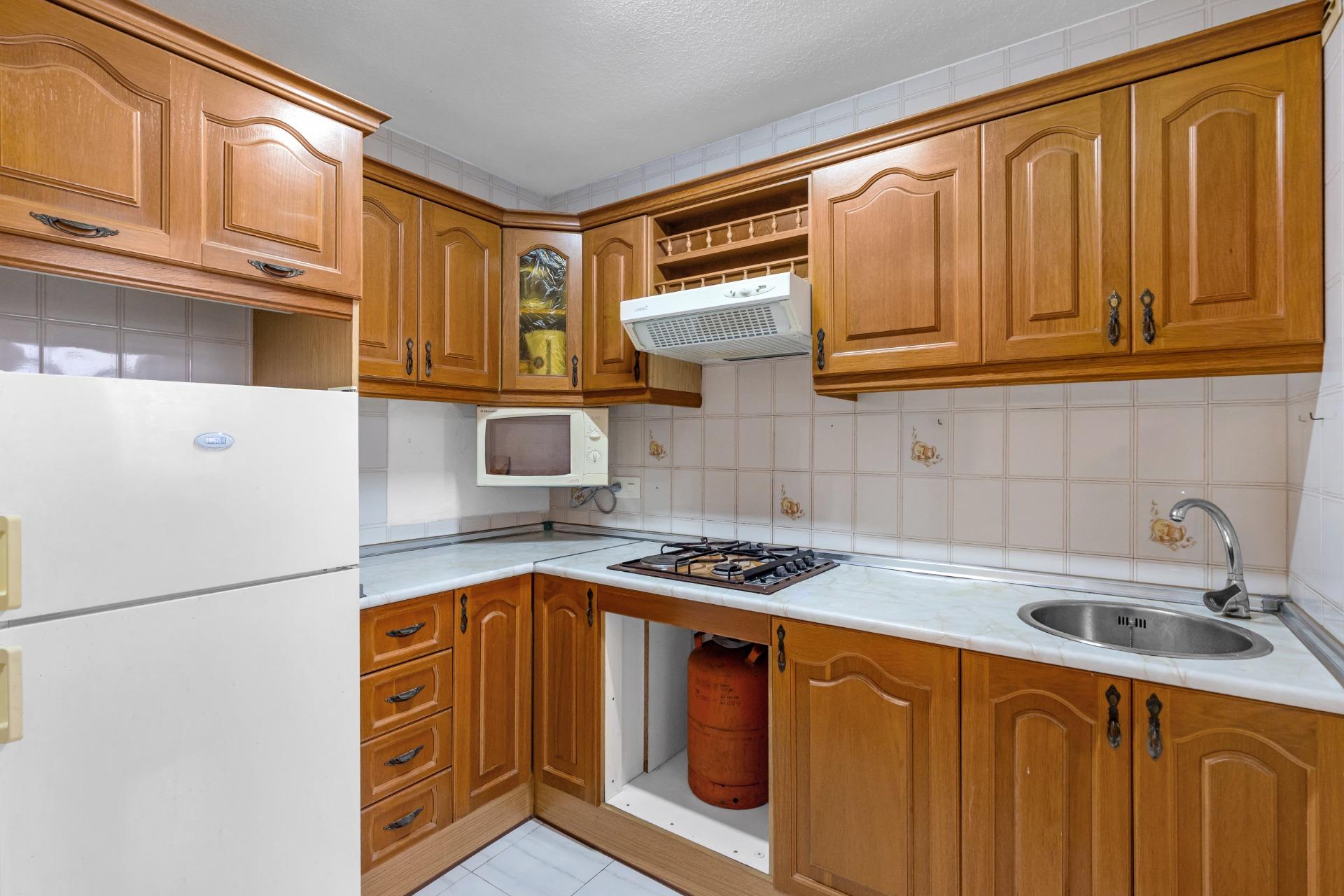 For sale - 3 Bedroom 2 Bathroom Bungalow in Torrevieja - Centro  - Alicante