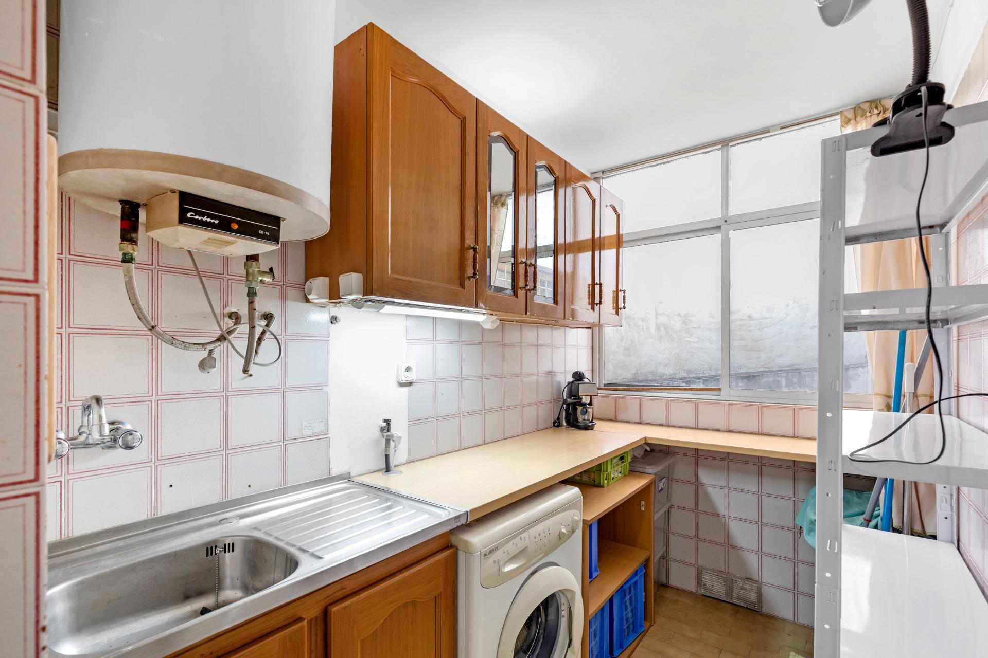 For sale - 3 Bedroom 2 Bathroom Bungalow in Torrevieja - Centro  - Alicante