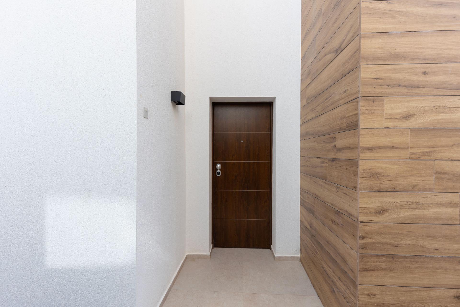 For sale - 3 Bedroom 3 Bathroom Villa in Torrevieja - Torreta Florida  - Alicante